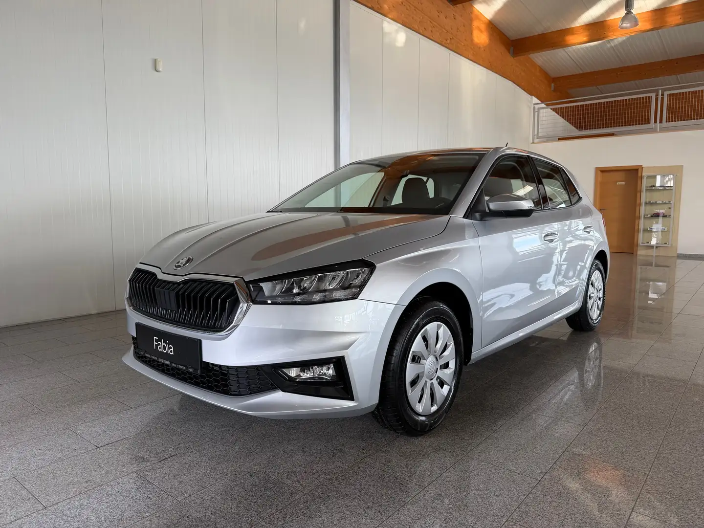 Skoda Fabia Essence TSI Silber - 2