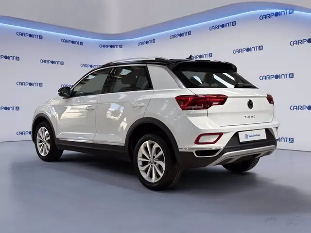 Volkswagen T-Roc view 4