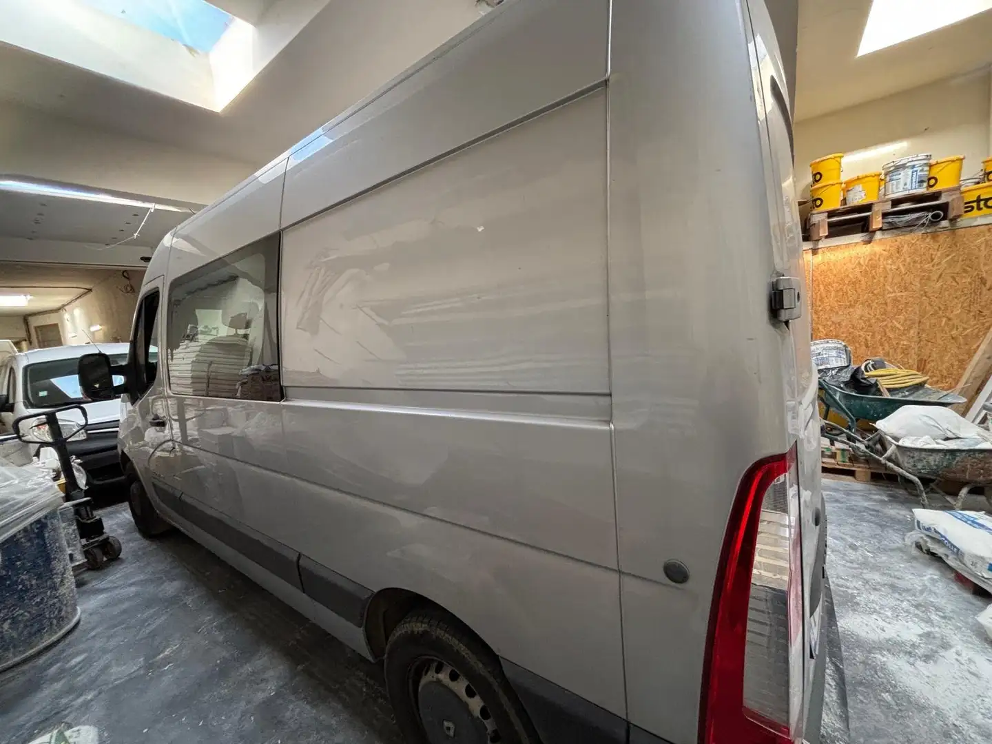 Renault Master 2.3 dCi 35 L2H2 Energy Tw.Turbo Confort Grijs - 1