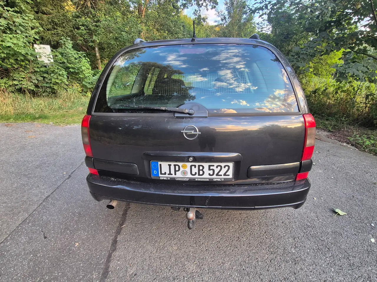 Opel Omega Caravan 2.5 V6, foto 5