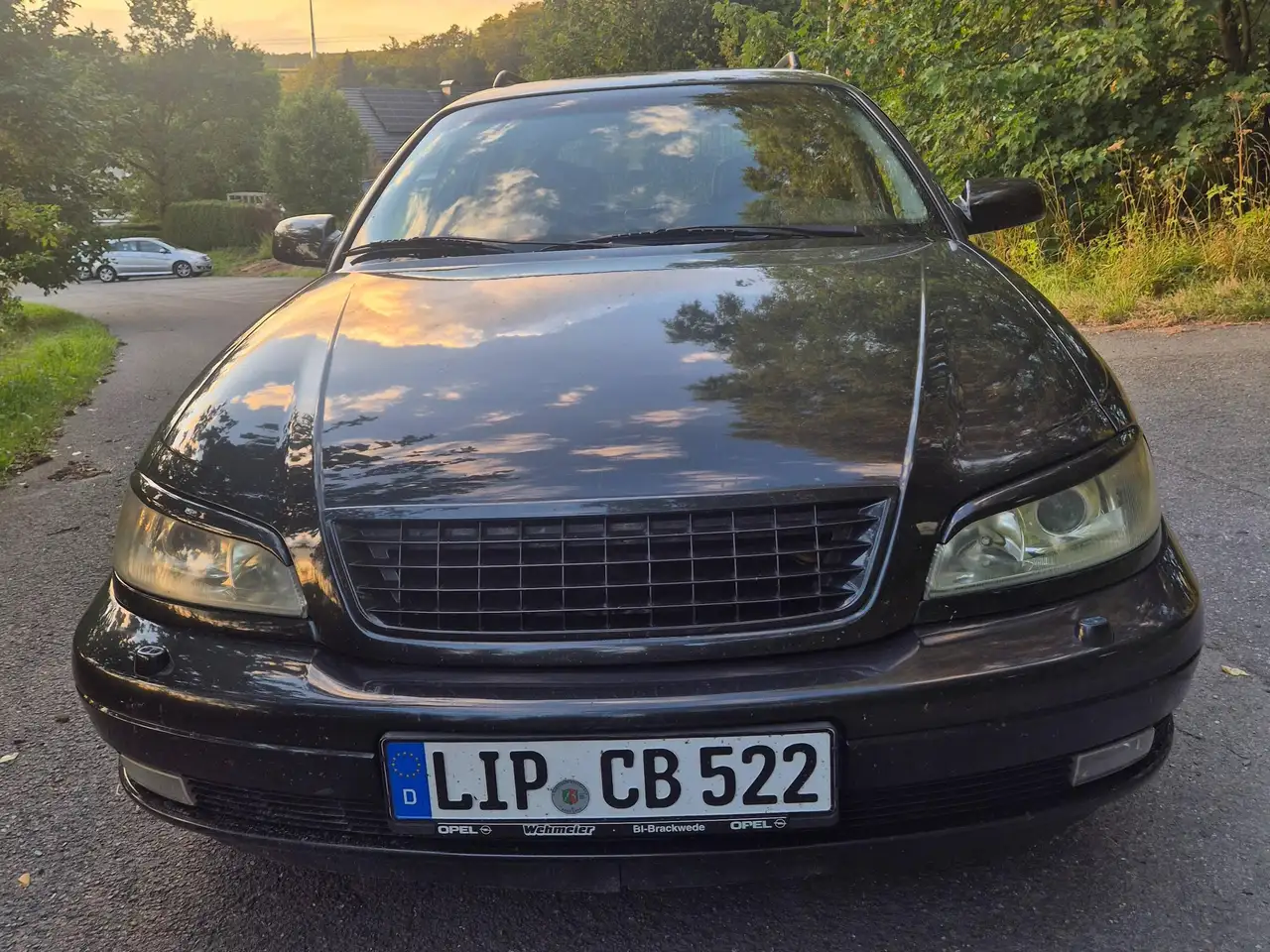 Opel Omega Caravan 2.5 V6, foto 1