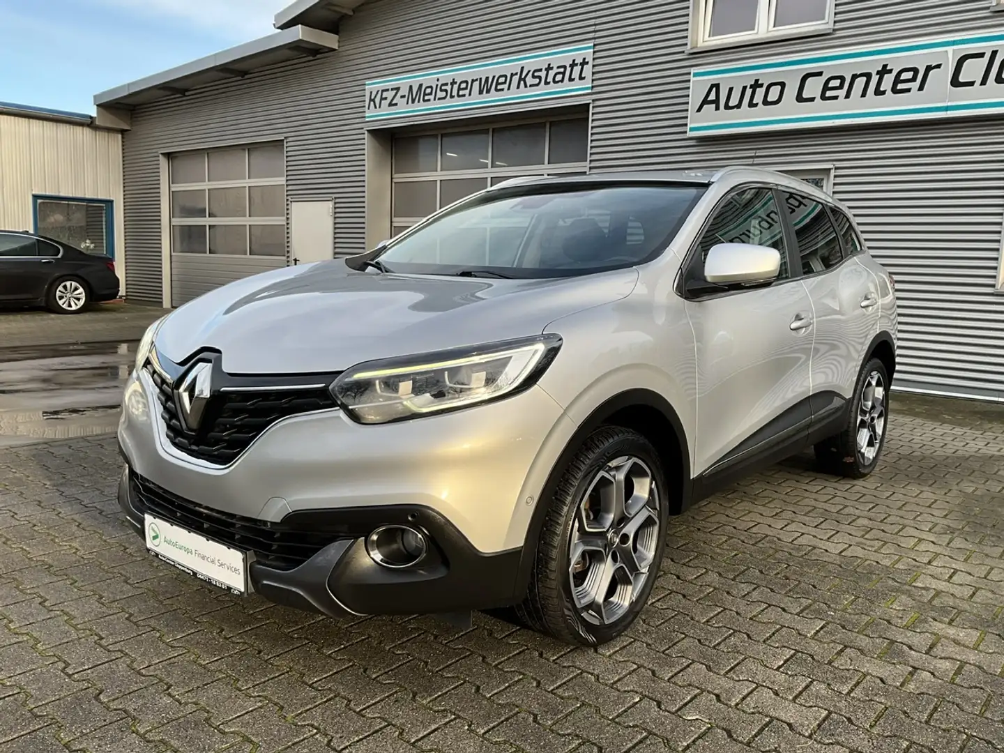 Renault Kadjar 1.2 TCe Life Silber - 1