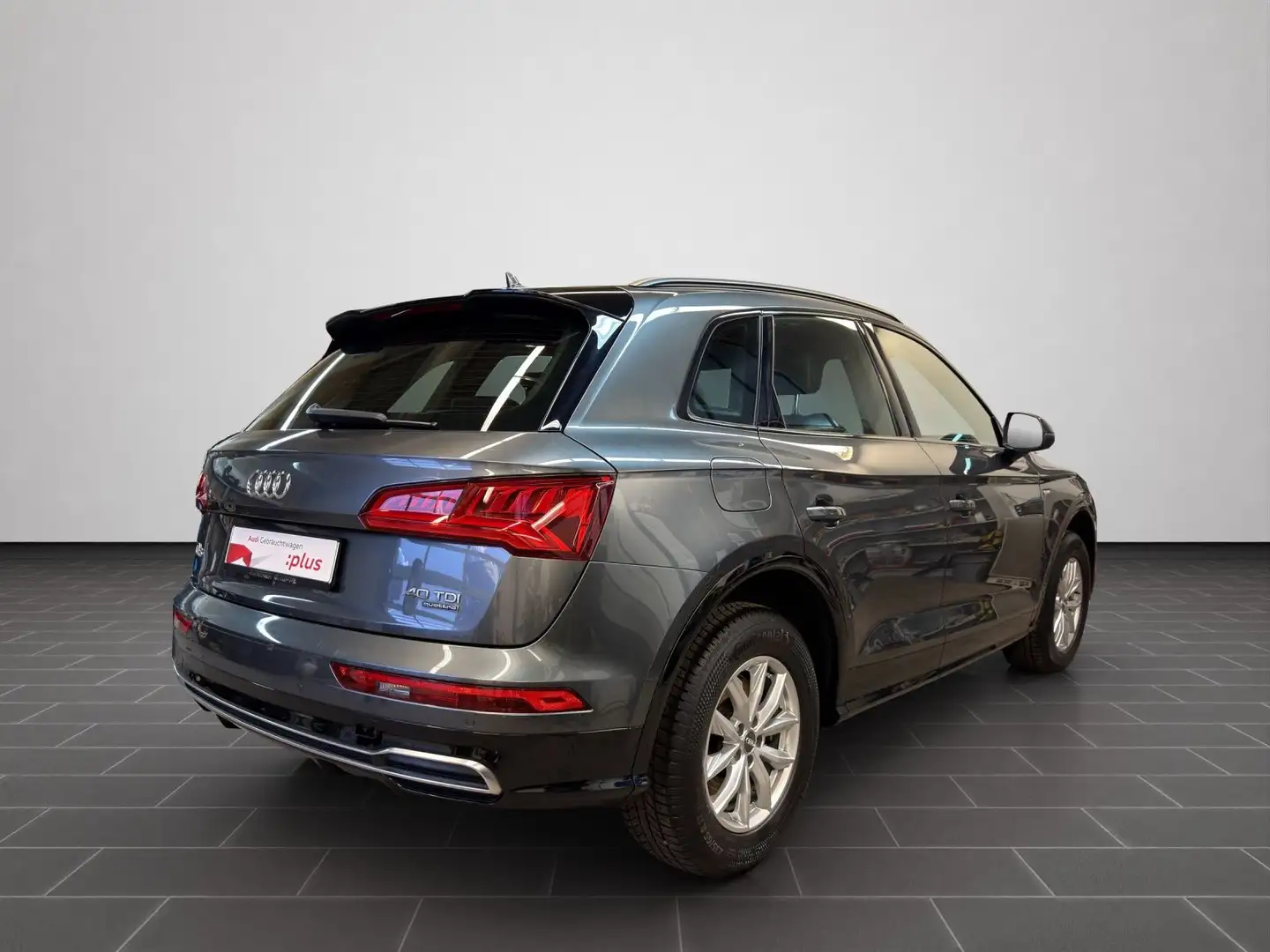 Audi Q5 SUV Sport 40 TDI QUATTRO MATRIX-LED PDC NAVI Grau - 2