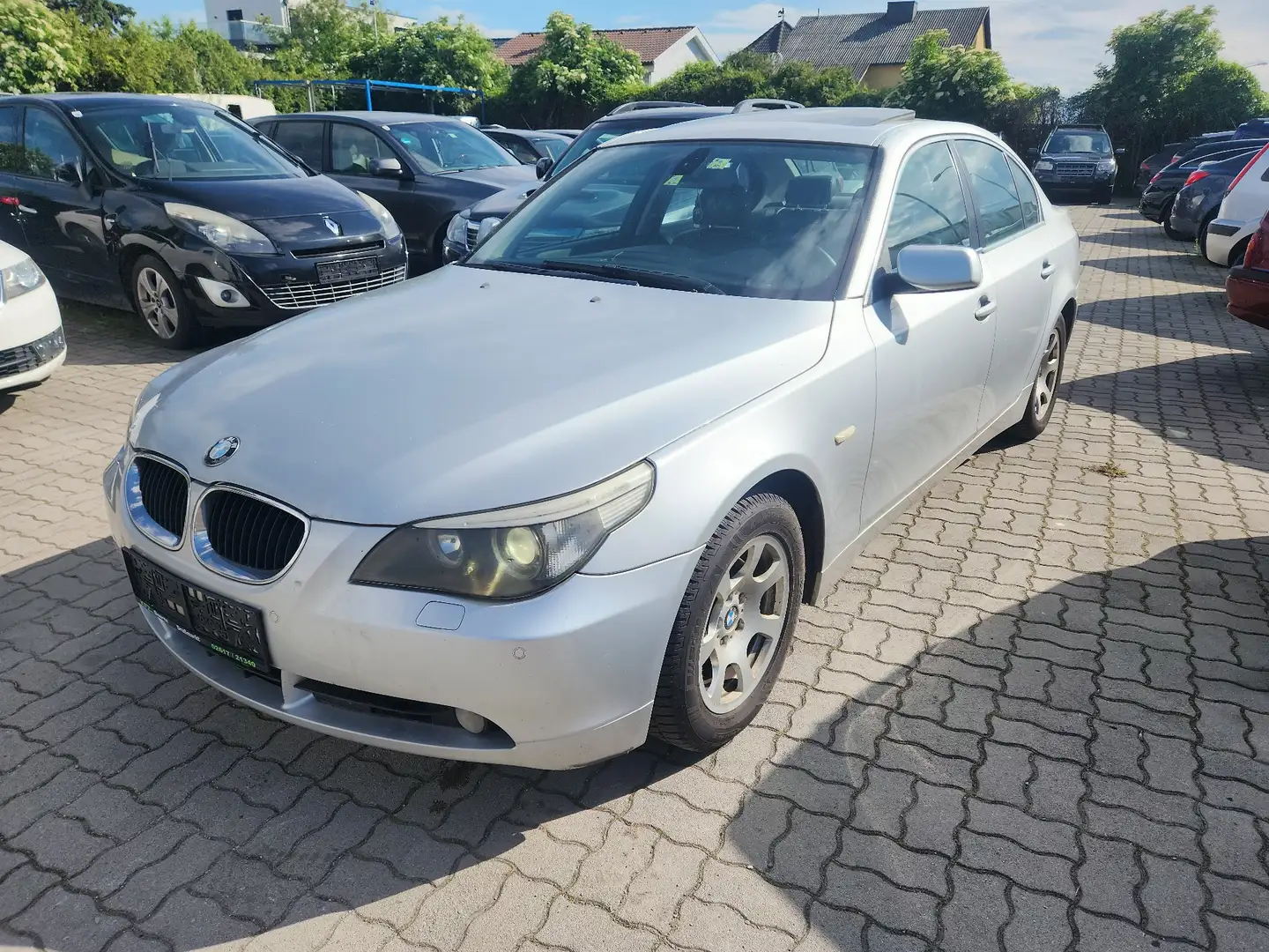 BMW 525 525d Österreich-Paket - 1