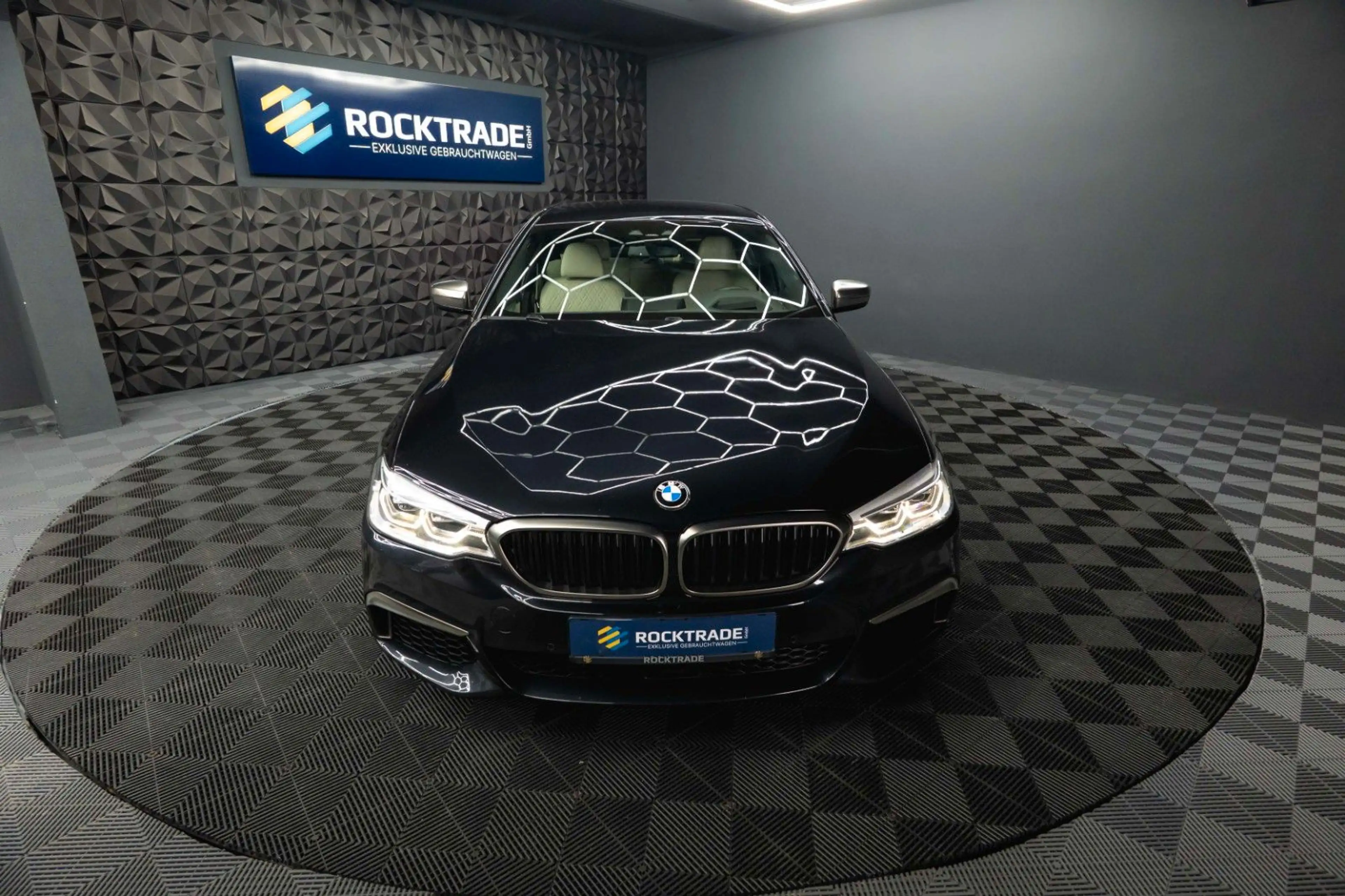 BMW 550 i xDrive Shadow Line | ACC | Massage | LED — photo 6