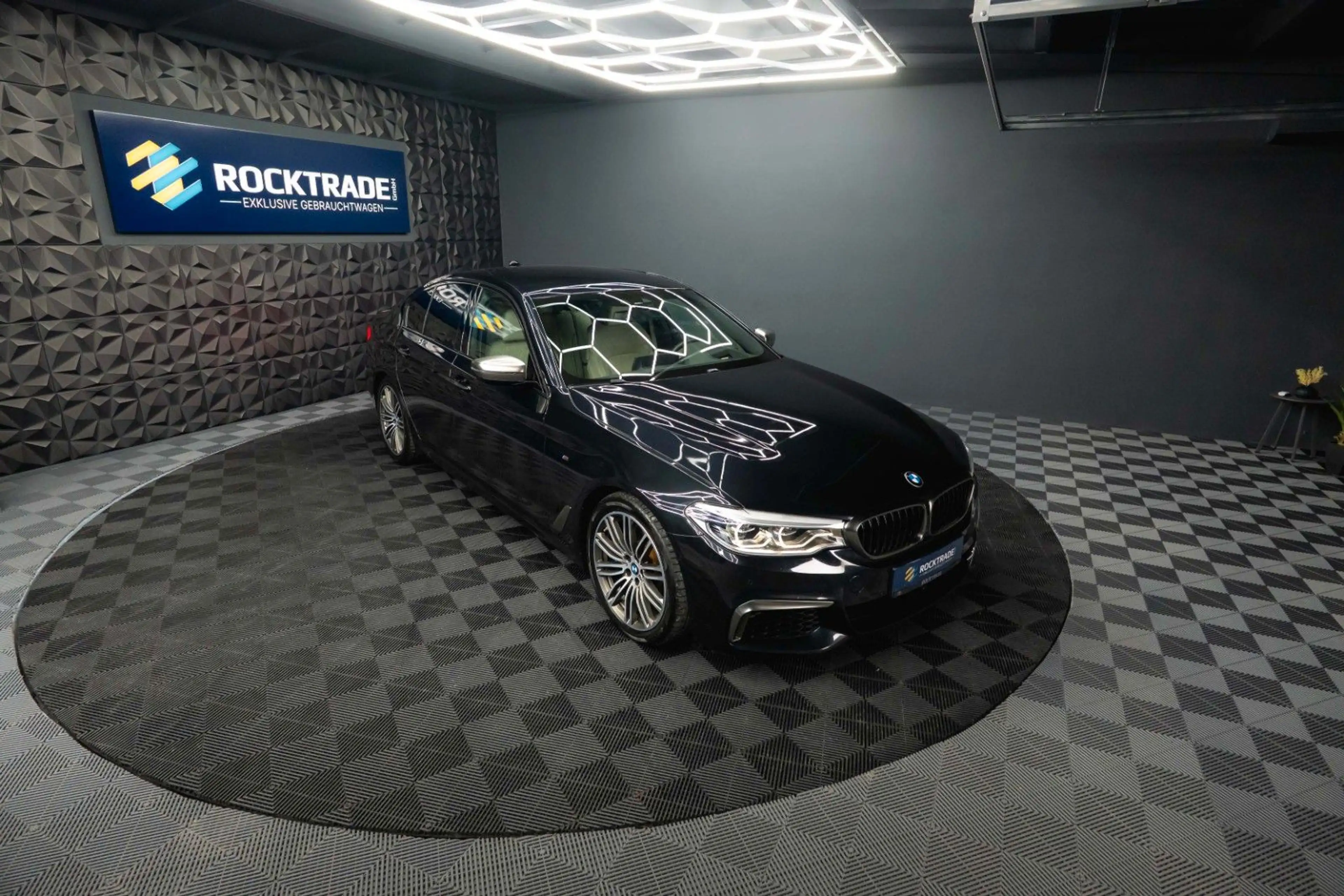 BMW 550 i xDrive Shadow Line | ACC | Massage | LED — photo 8