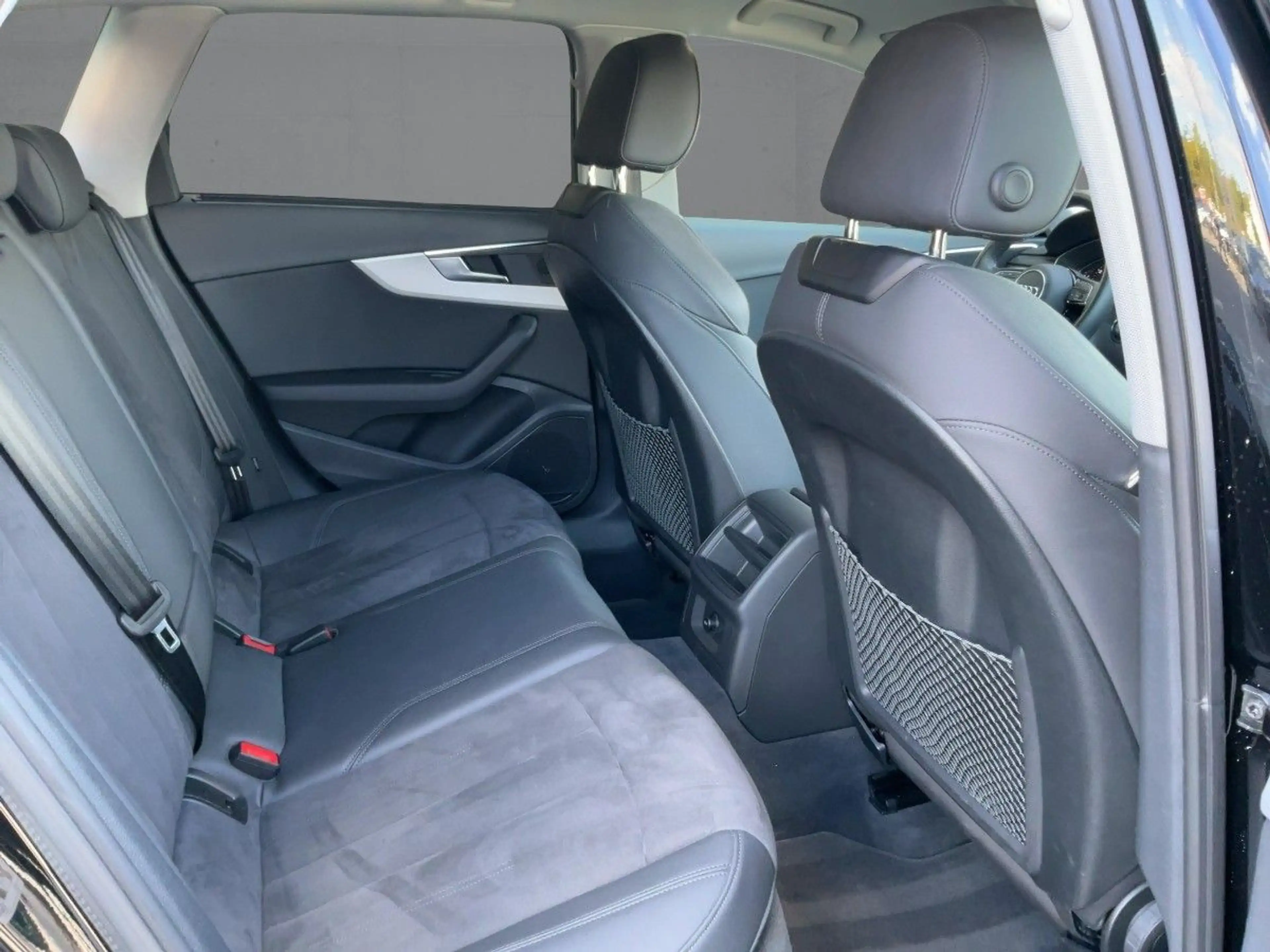 Audi A4 allroad A4 allroad QU 40 TDI S-TR LED+NAVI+RFK+GRA+AHK — photo 13