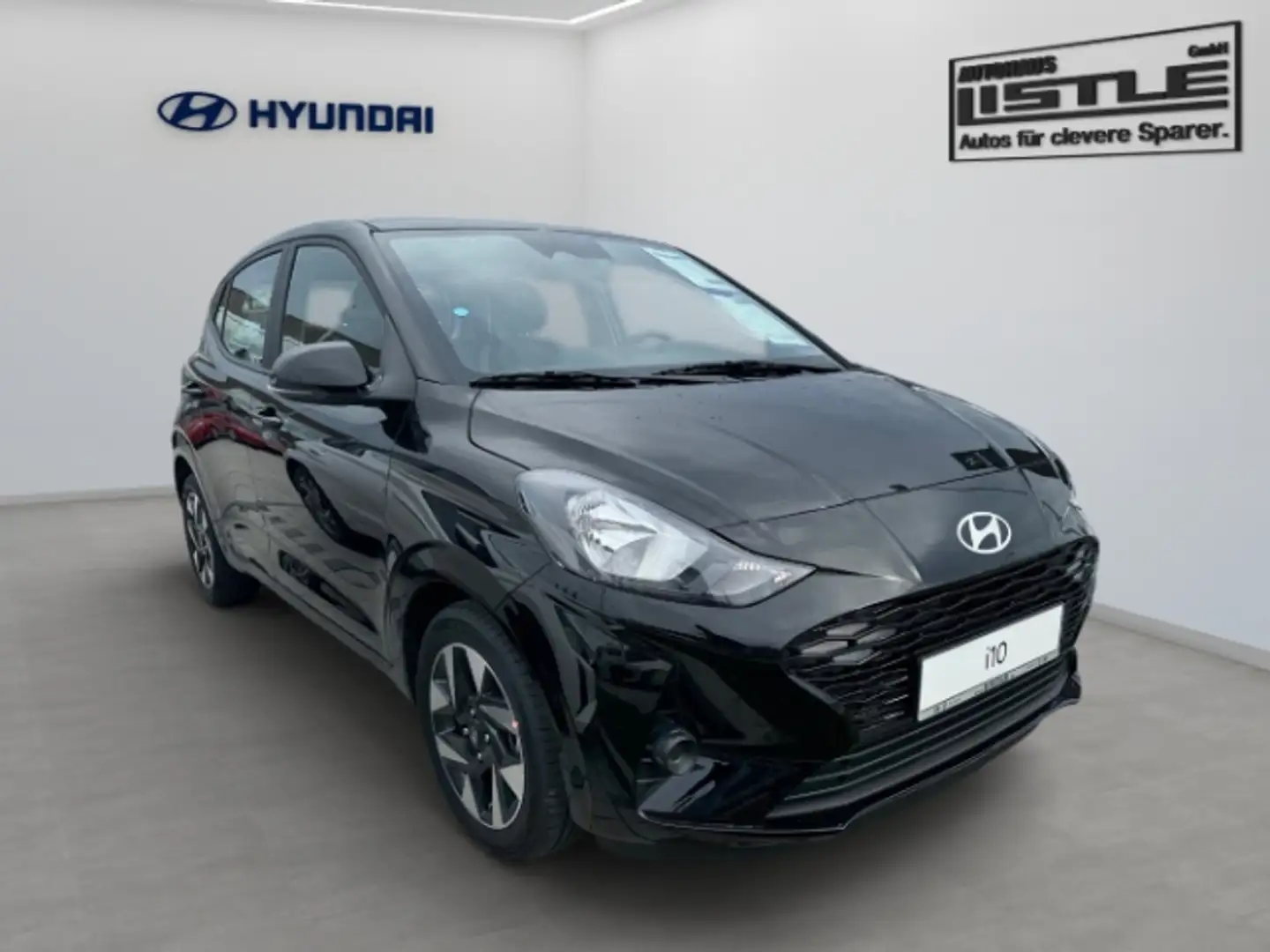 Hyundai i10 Trend 1.0 A/T Komfortpaket+ Navi Apple CarPlay And Black - 2
