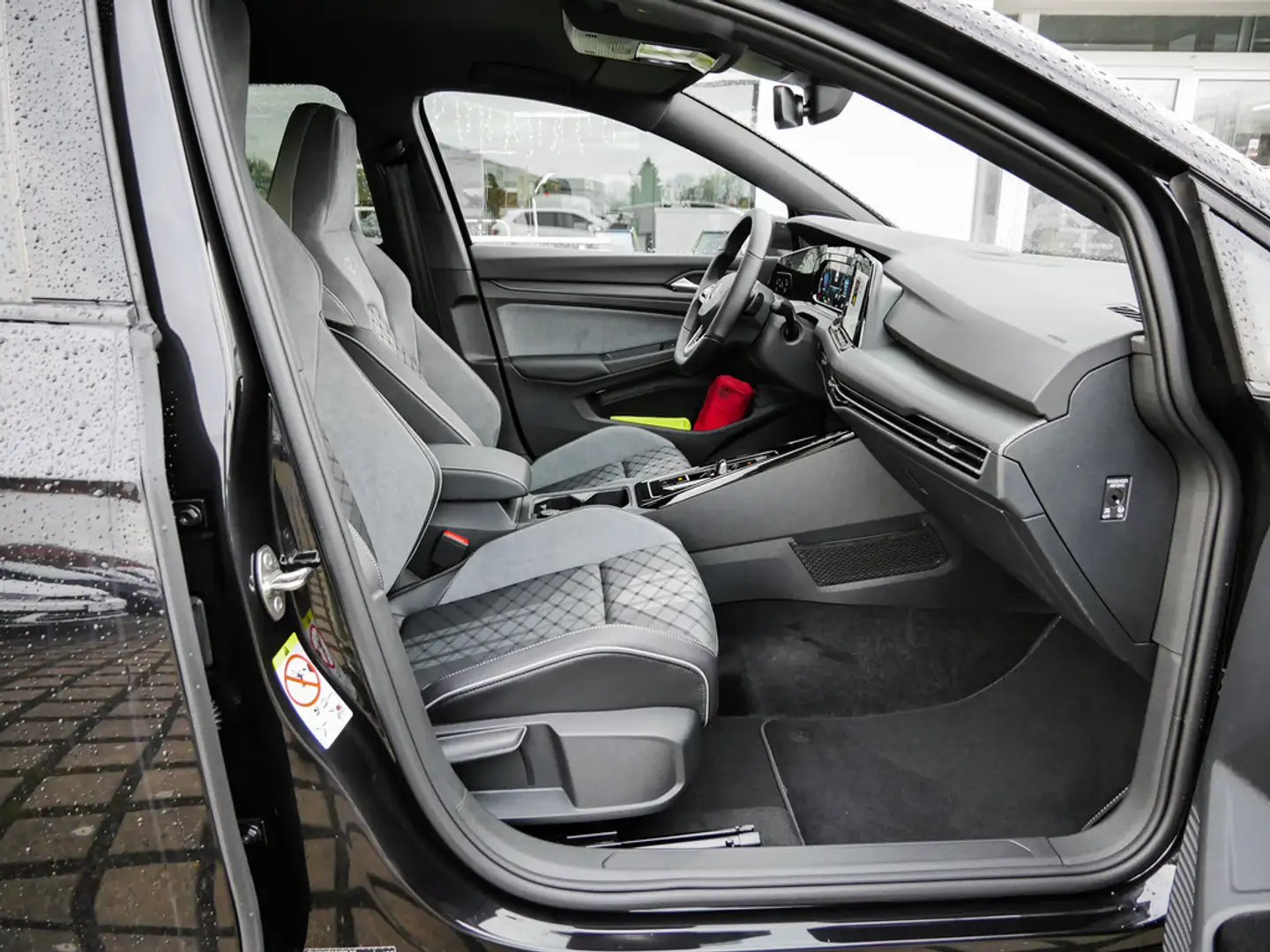 Volkswagen Golf VIII 2.0 TDI R-Line MATRIX-LED NAVI ACC Schwarz - 2