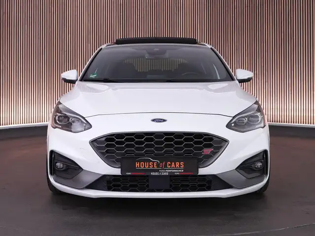 Ford Focus view 6