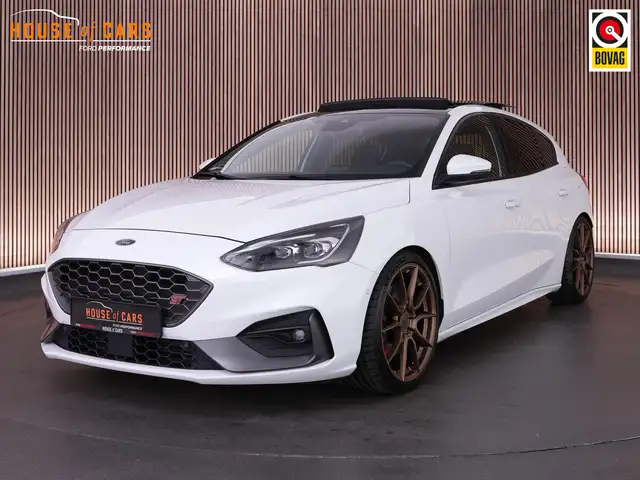 Ford Focus main image