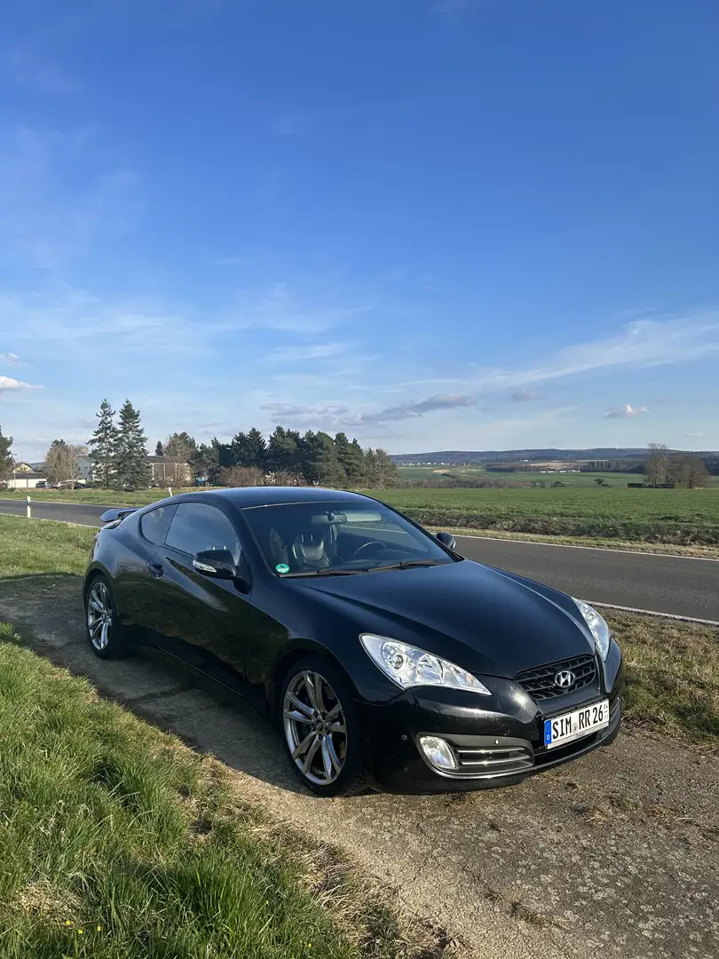 Hyundai Genesis Coupe 3.8 V6 - 1