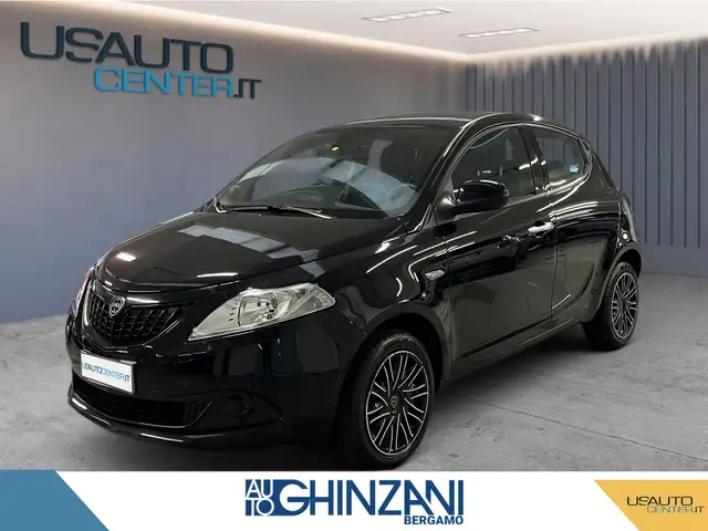 Lancia Ypsilon 1.0 FireFly 70cv Hybrid Oro