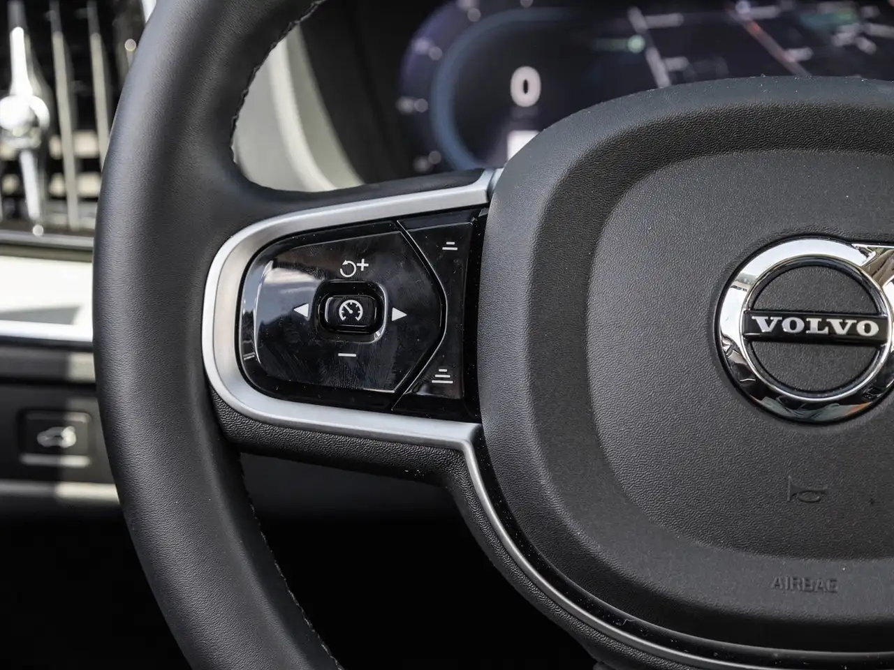 Volvo XC60 photo Volvo XC60
