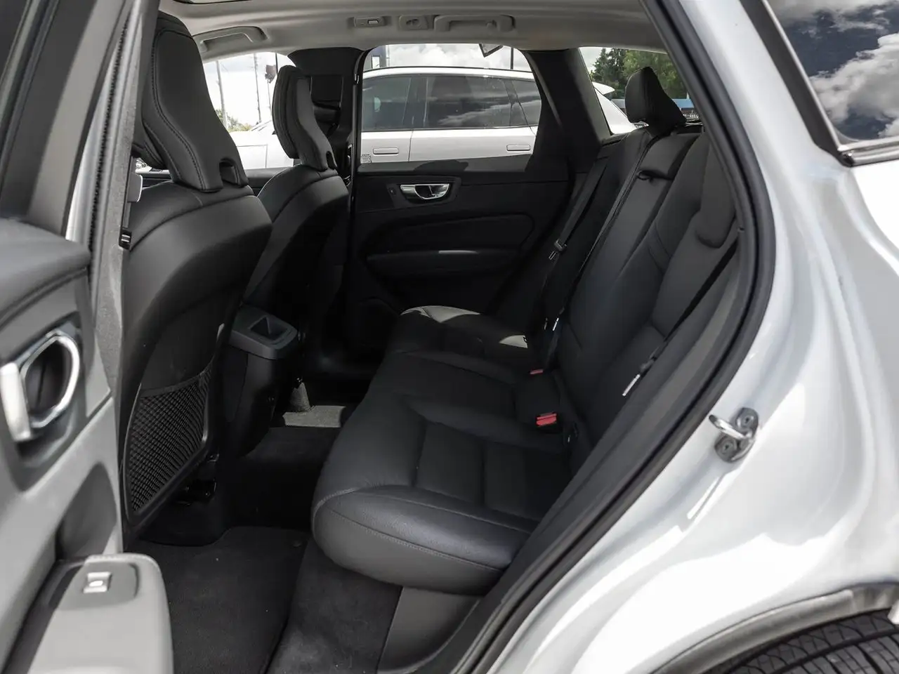 Volvo XC60 photo Volvo XC60