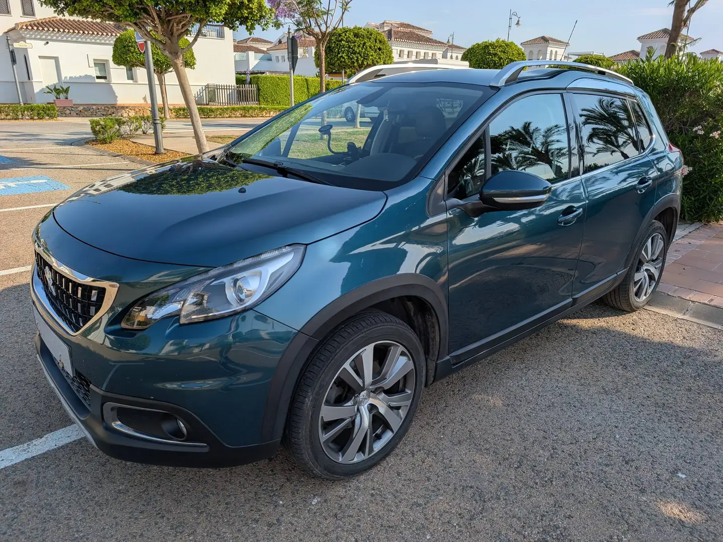 Peugeot 2008 2008 1.6 BlueHDI 120cv 6vl Allure Verde - 1