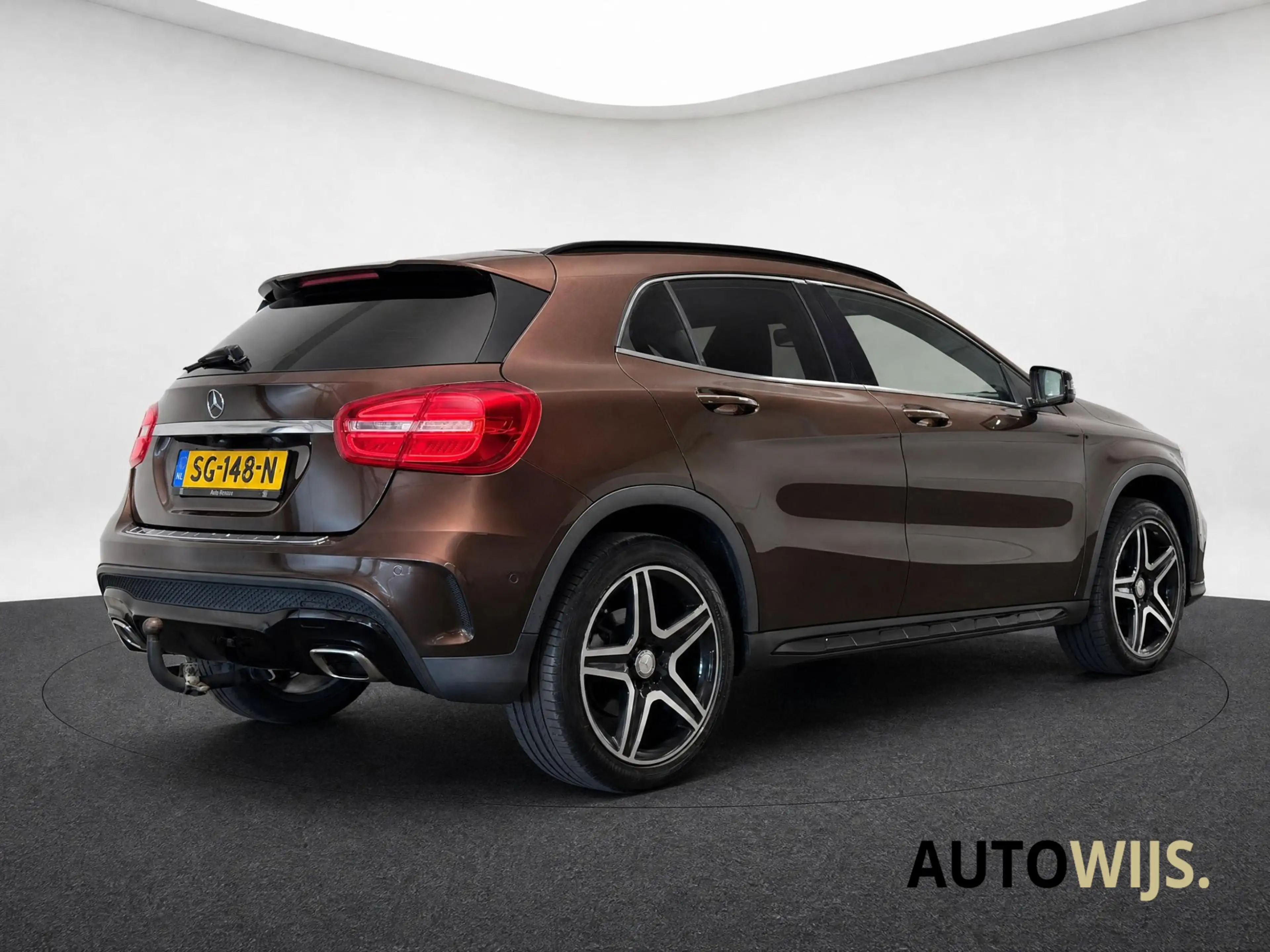 Mercedes-Benz GLA 200 Premium Plus|156PK|AMG|NAVI|CAMERA|FACELIFT|LED| — photo 6