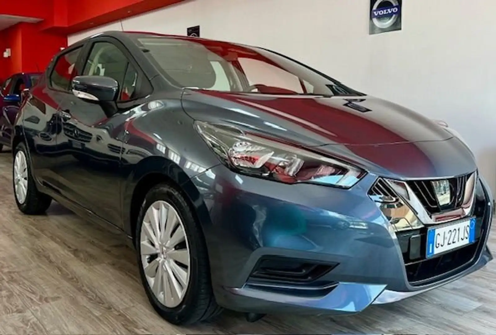 Nissan Micra Micra V 2017 1.0 ig-t Acenta 92cv Noir - 1