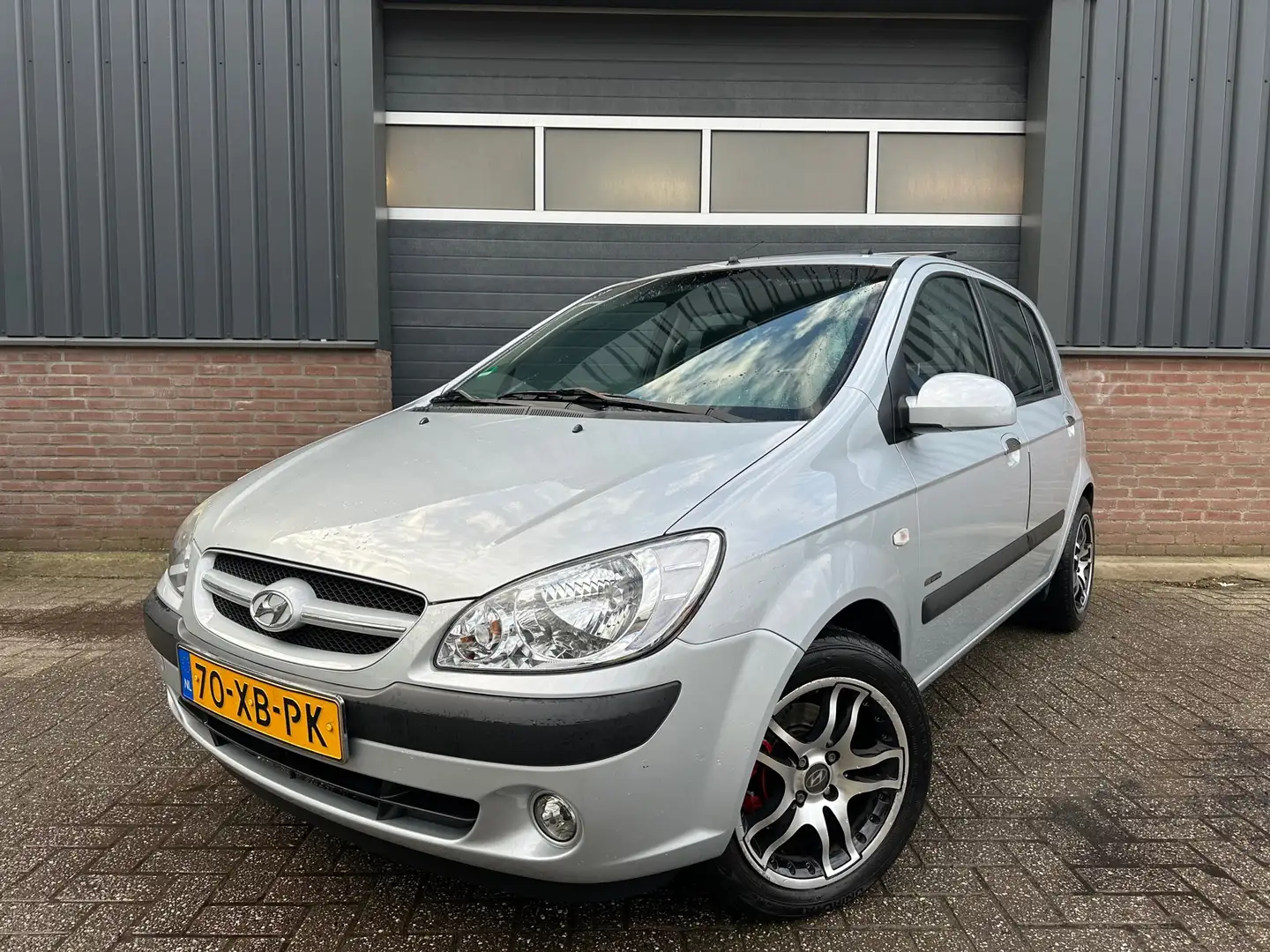 Hyundai Getz 1.4i First Edition nieuwe apk distributieriem Gris - 1