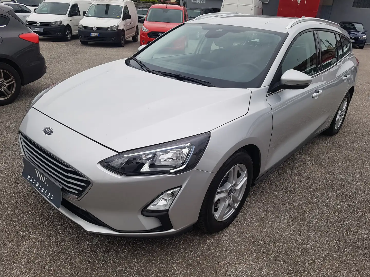 Ford Focus SW 1.5 ecoblue Business s&s 95cv NEOPATENTATI OK Plateado - 1