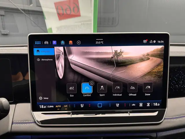 Volkswagen Tiguan view 27