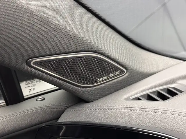 Volkswagen Tiguan view 10