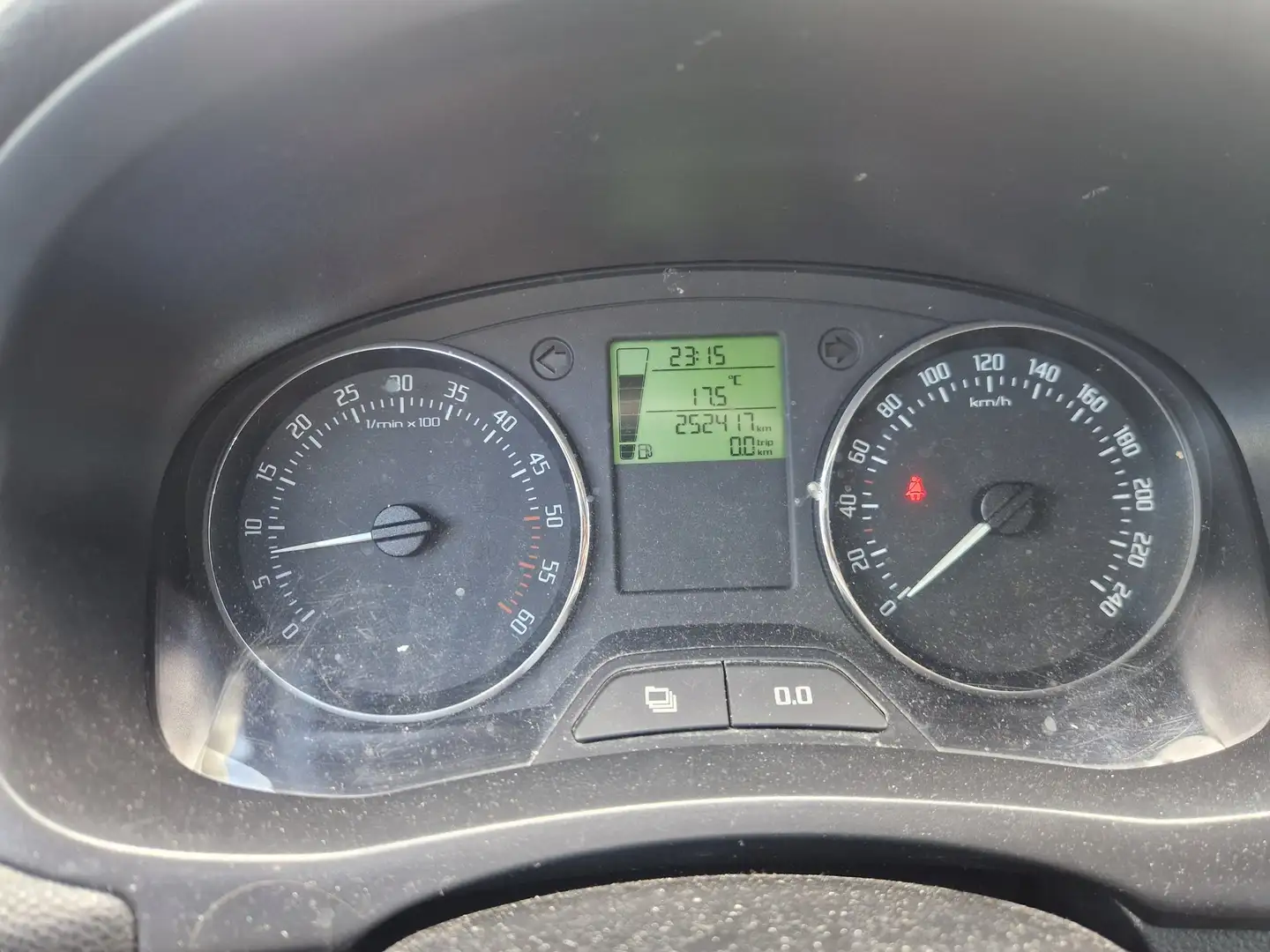 Skoda Roomster Style Plus Edition *TÜV 07/26*Klima*SHZ*PDC* Grau - 2