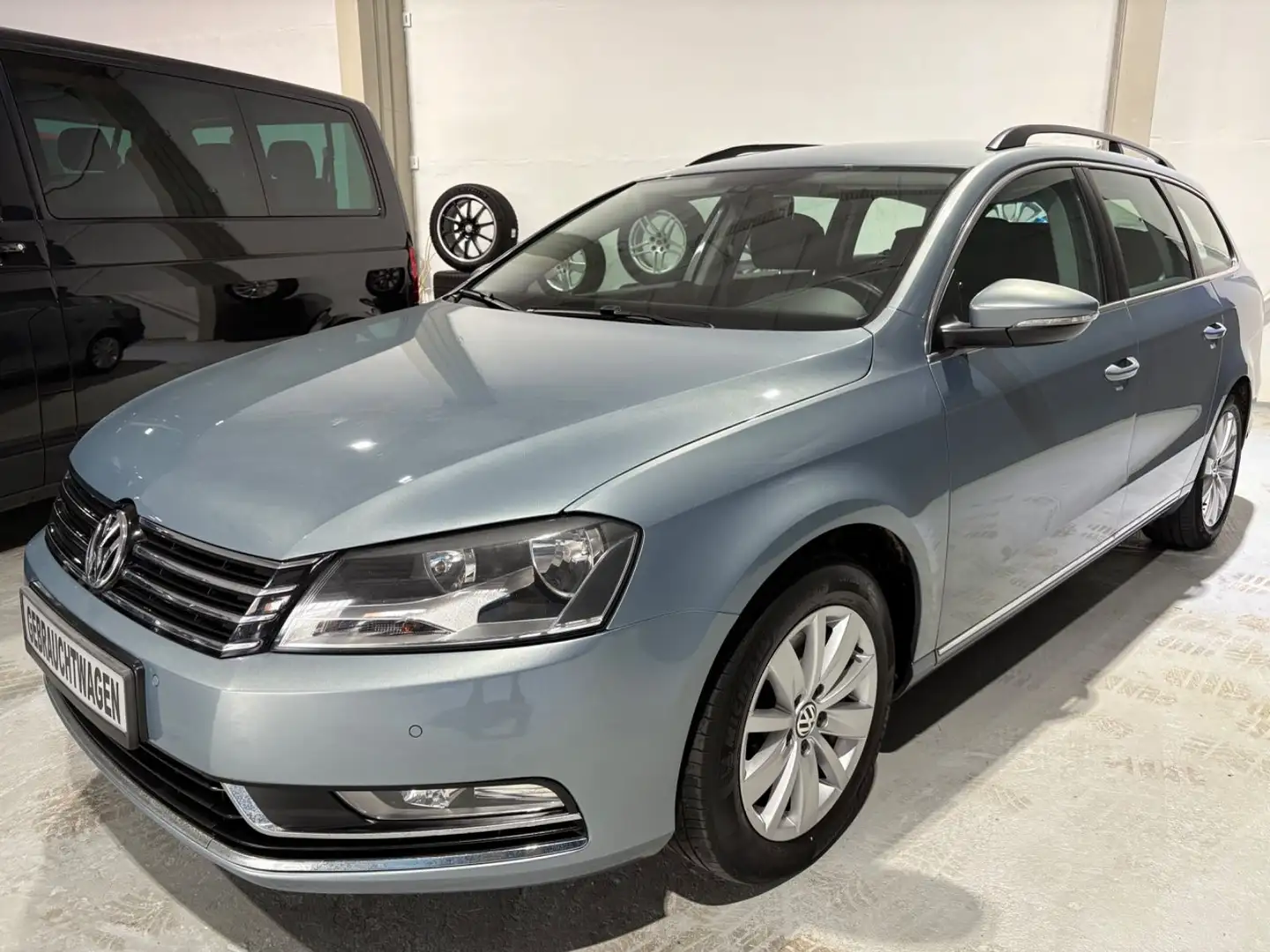 Volkswagen Passat Variant 2.0 TDI*Klimaaut.*Navi*SHZ* Gris - 1