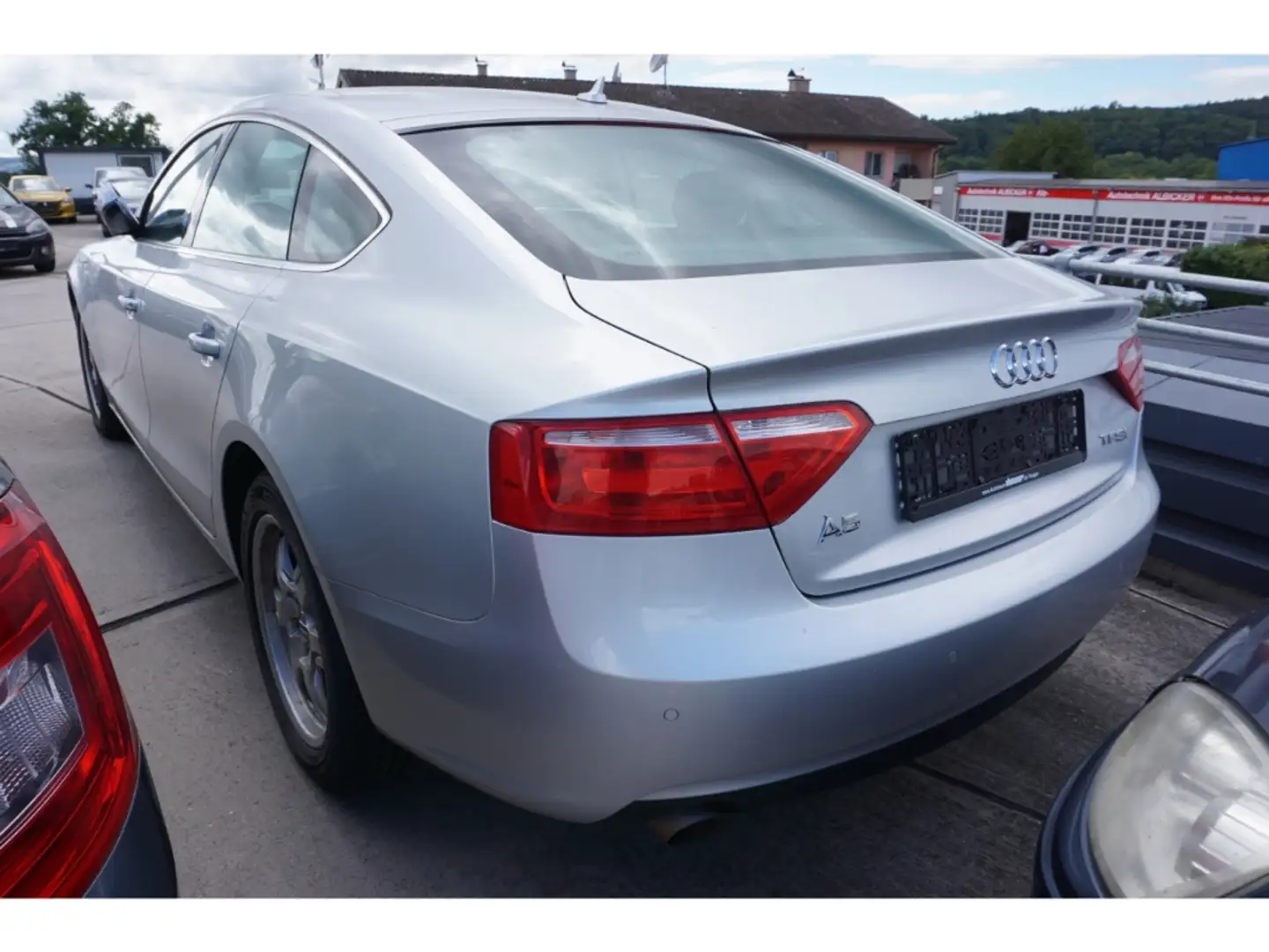 Audi A5 Sportback 1.8 TFSI Navi Klimaaut.Temp. EXPORT Silber - 2