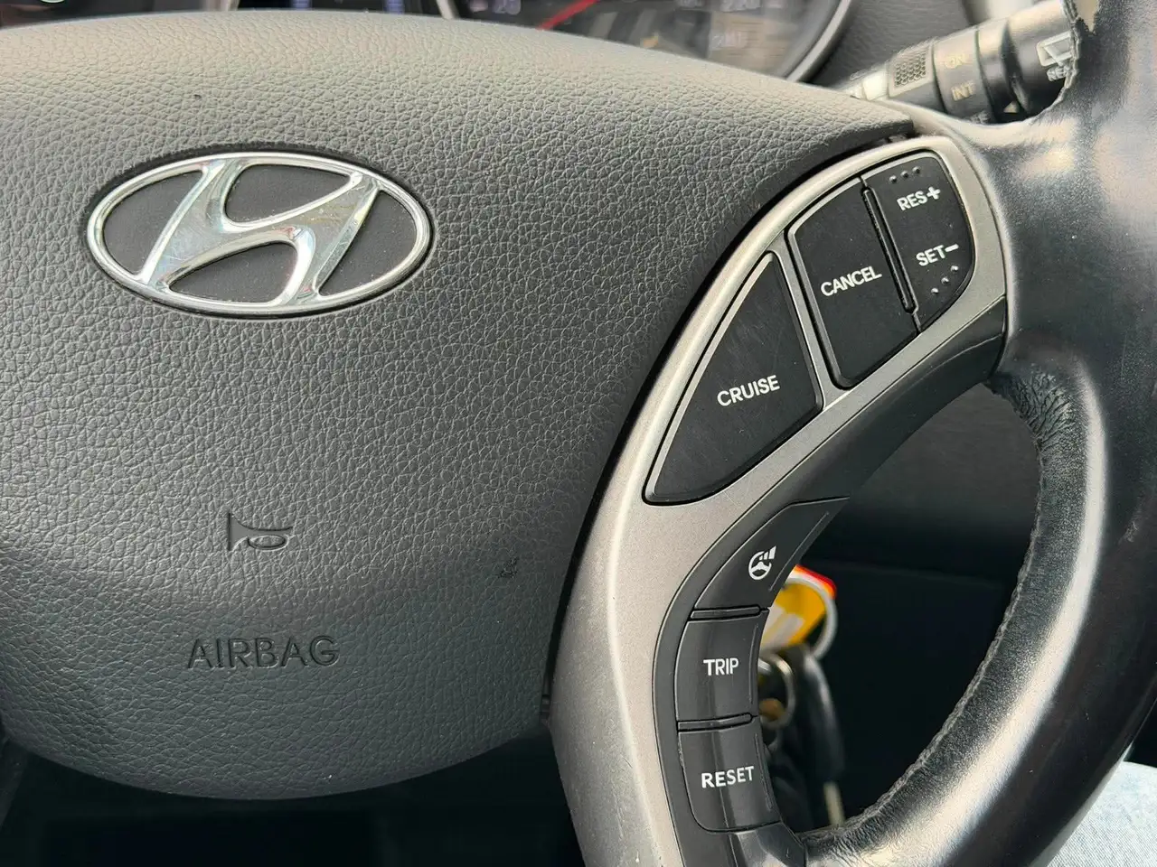 Hyundai ELANTRA снимка Hyundai ELANTRA
