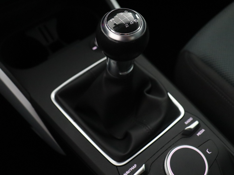 Audi Q2 1.4 TFSI CoD Design (NL-Auto / Cruise / PDC / Navi — photo 22