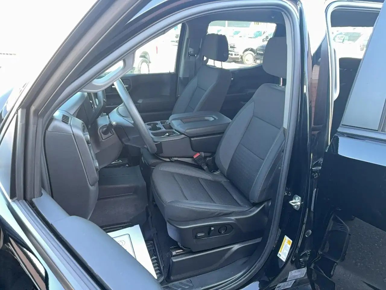 Chevrolet Silverado 1500 снимка Chevrolet Silverado 1500