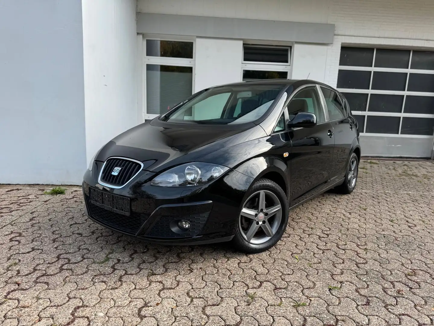 SEAT Altea 1.2 TSI Sun PDC Allwetter TOP! Schwarz - 1
