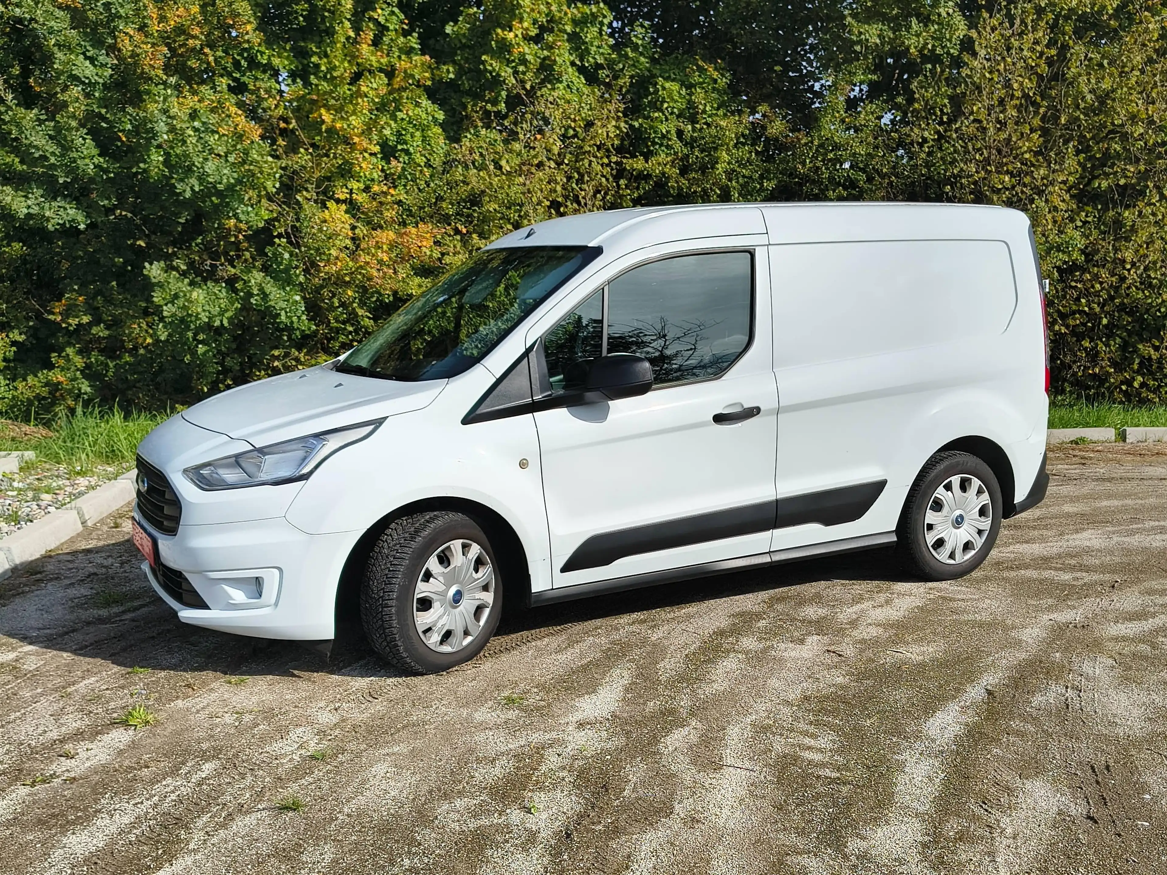 Ford Transit Connect Kasten Trend mit Laderampe Klimaanlage — photo 2