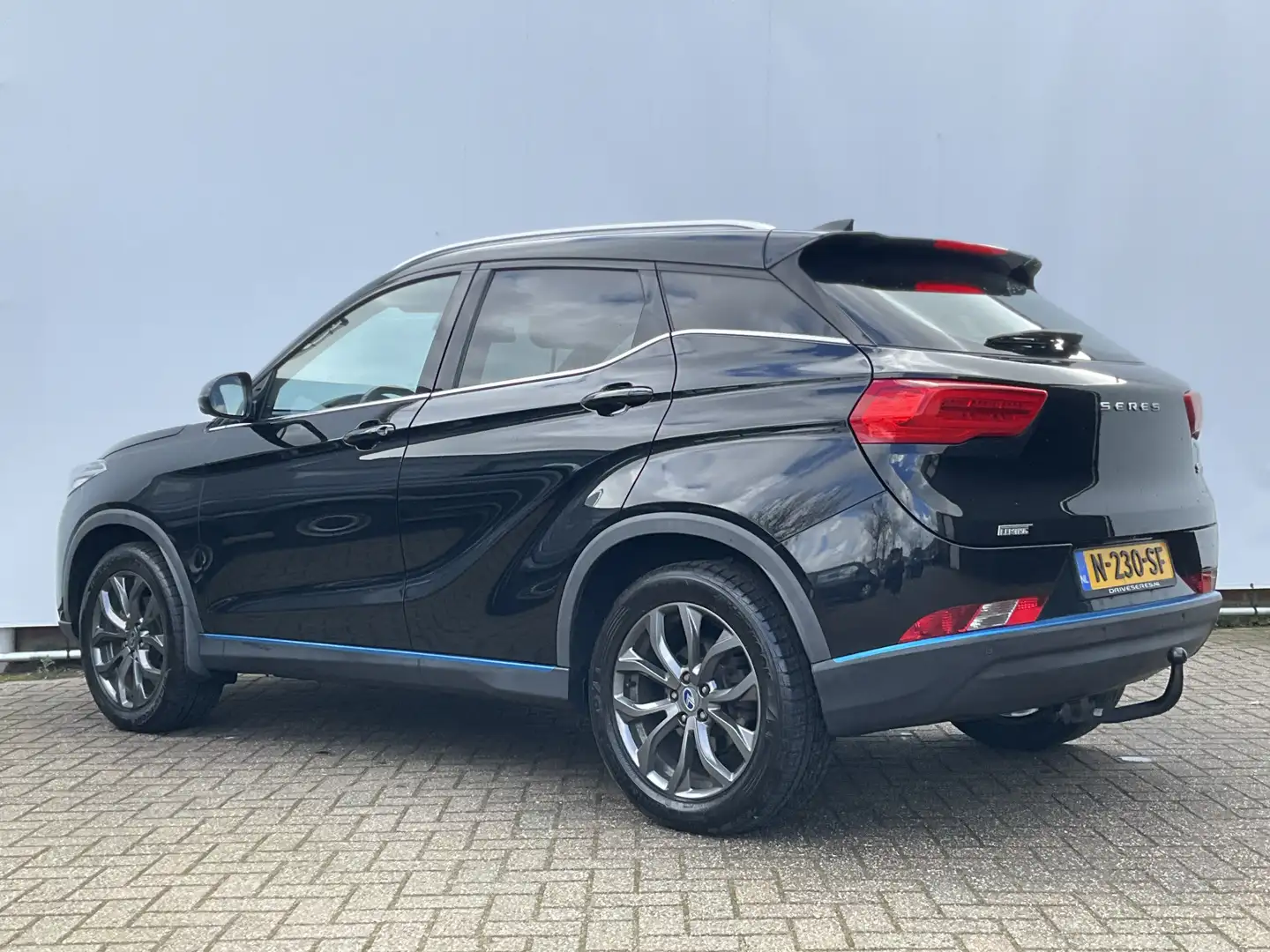 Seres Seres 3 52kWh 1Eig 360°Cam Stoelverw. Trekhaak Leer Virtua Negro - 2