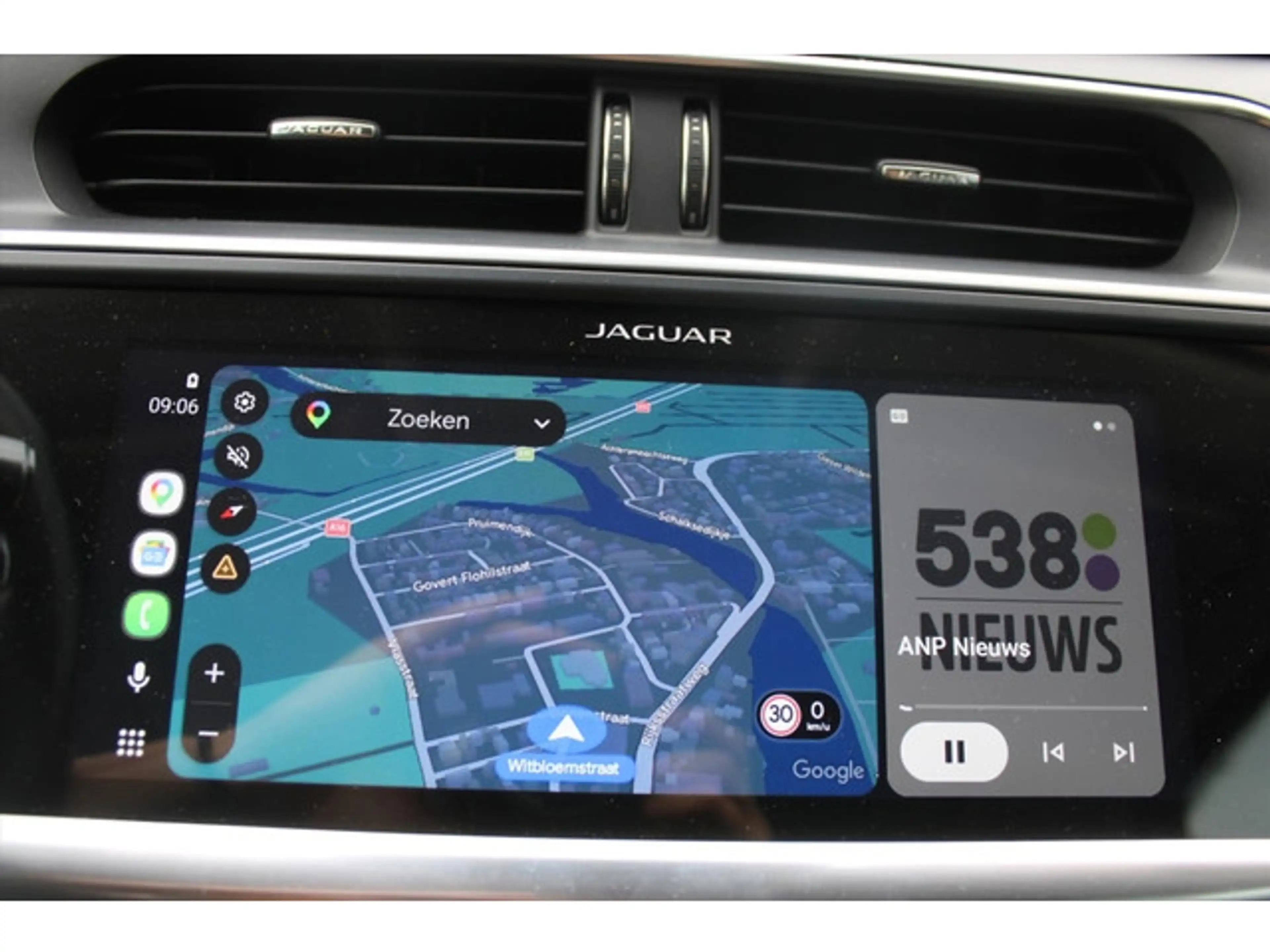 Jaguar I-Pace EV400 90kWh | Panorama | Luchtvering | Camera | St — photo 11