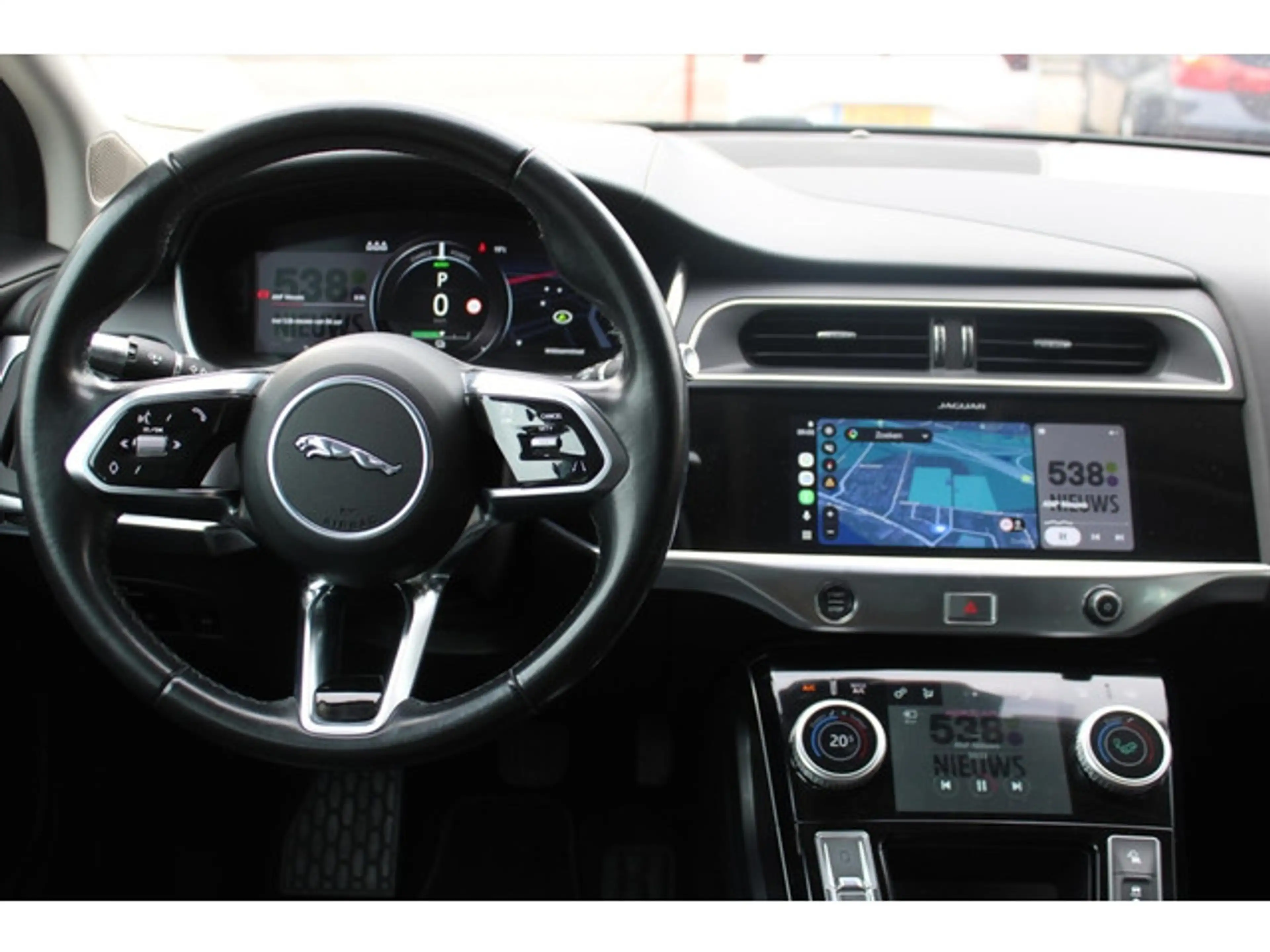 Jaguar I-Pace EV400 90kWh | Panorama | Luchtvering | Camera | St — photo 8