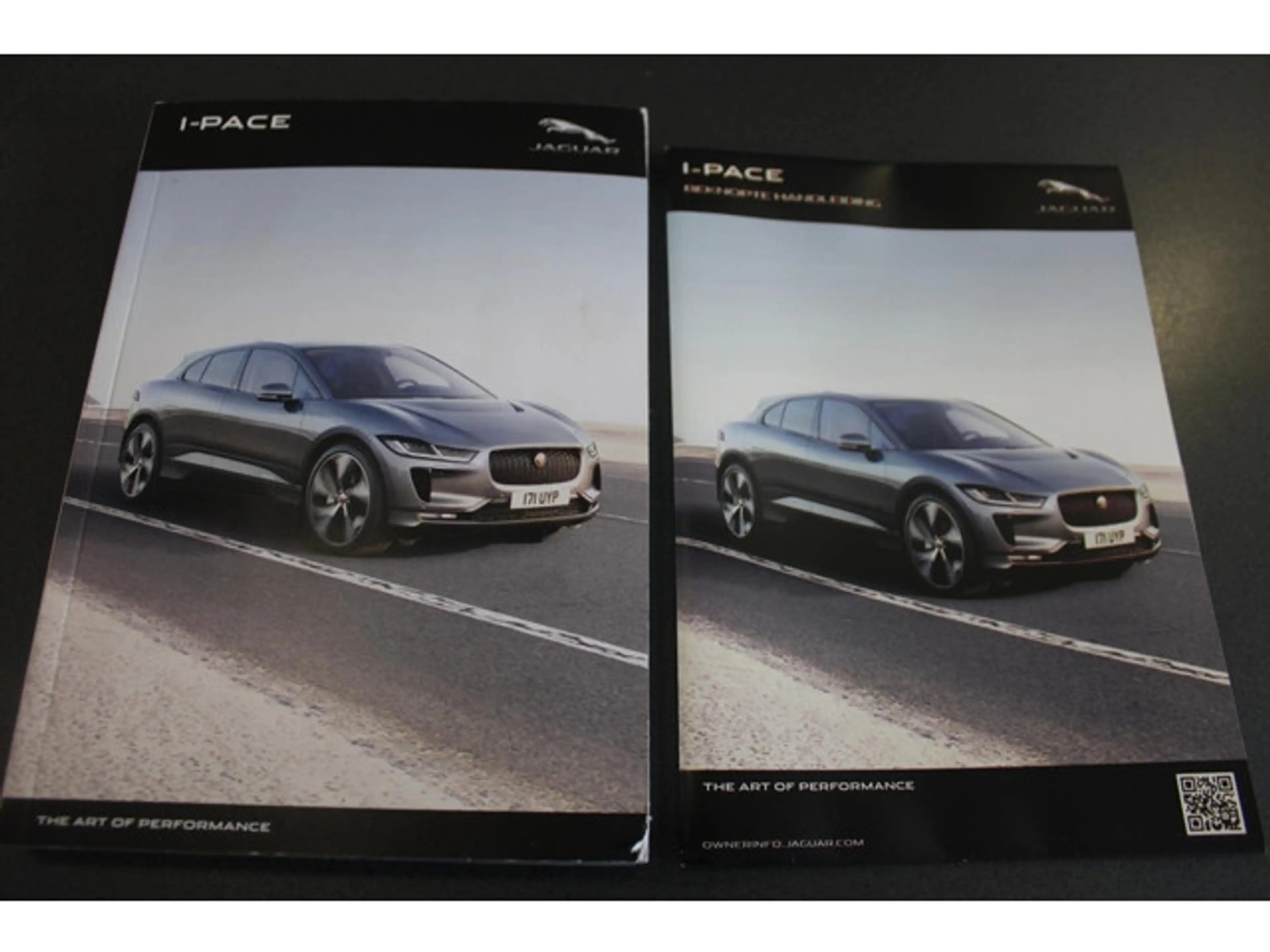 Jaguar I-Pace EV400 90kWh | Panorama | Luchtvering | Camera | St — photo 20