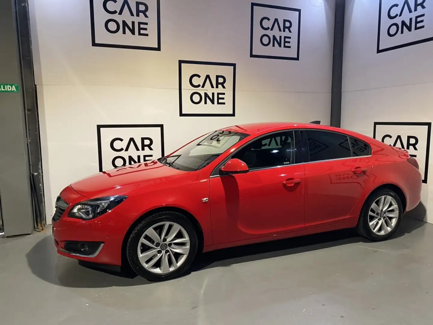 Opel Insignia 2.0CDTI S&S Excellence 4x4 170 Rojo - 2