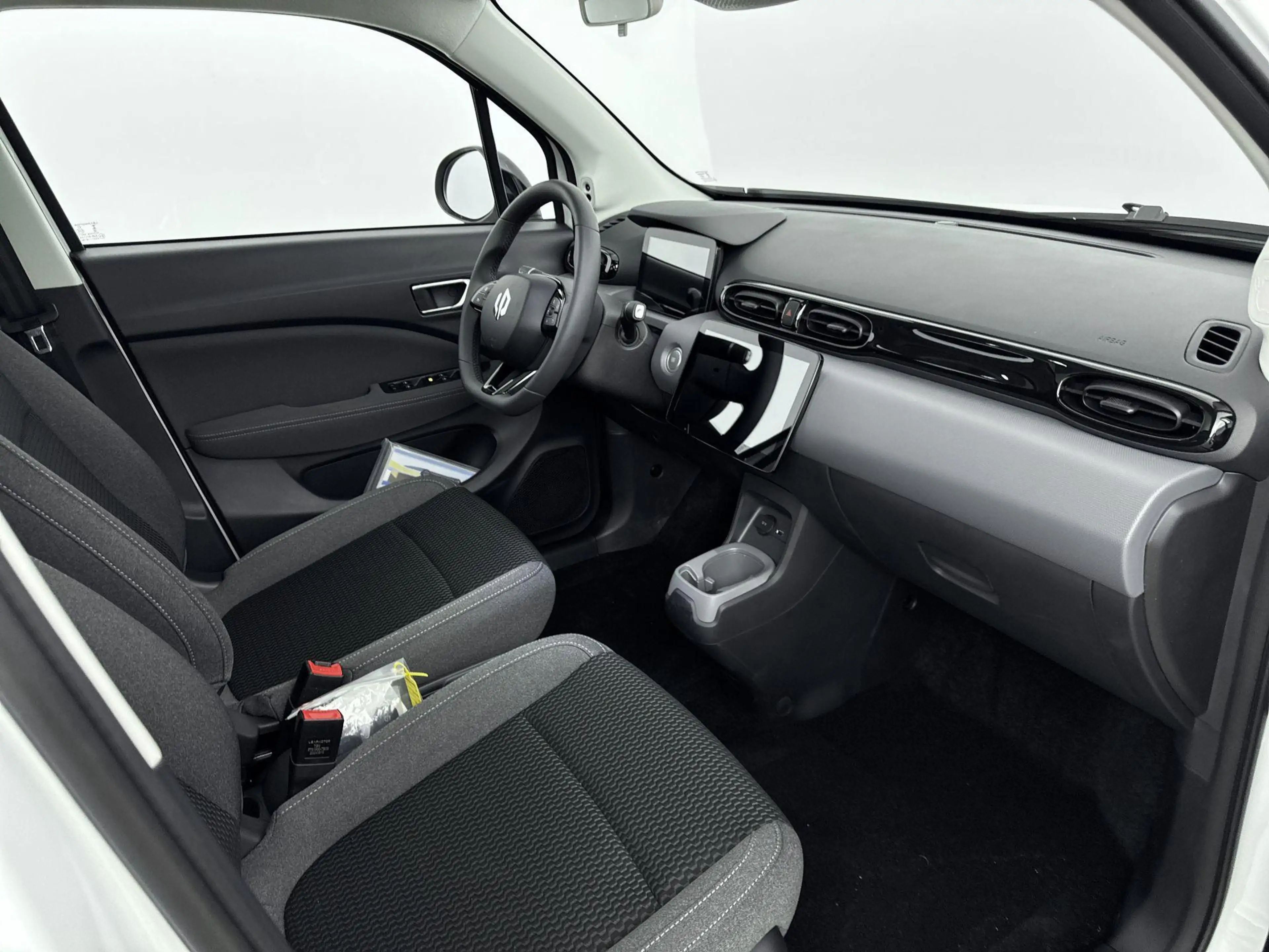 Leapmotor T03 Design 37.3 kWh | Voorraad deal! | Tot 265km actie — photo 11
