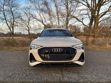 e-tron 50 quattro S line