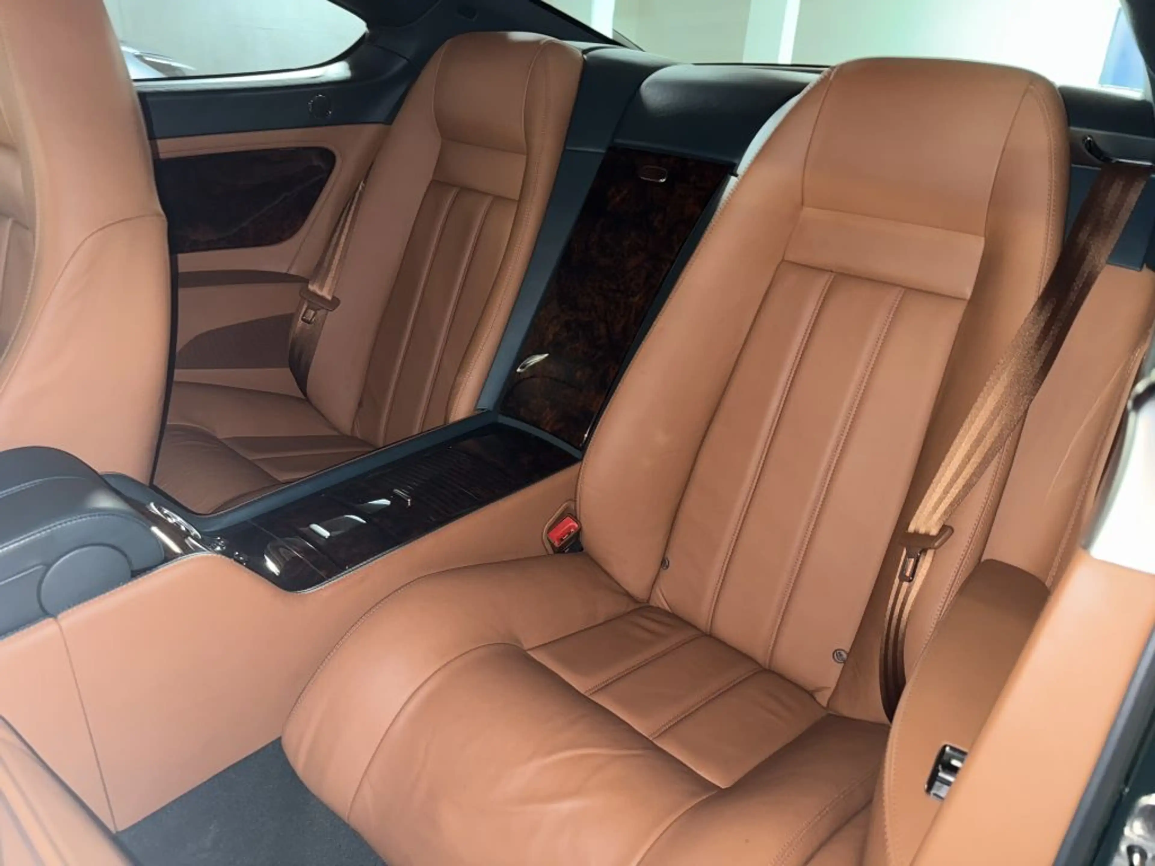 Bentley Continental GT 6.0 W12 Mulliner-Felgen,Unfallfrei,Luft,Leder — photo 11