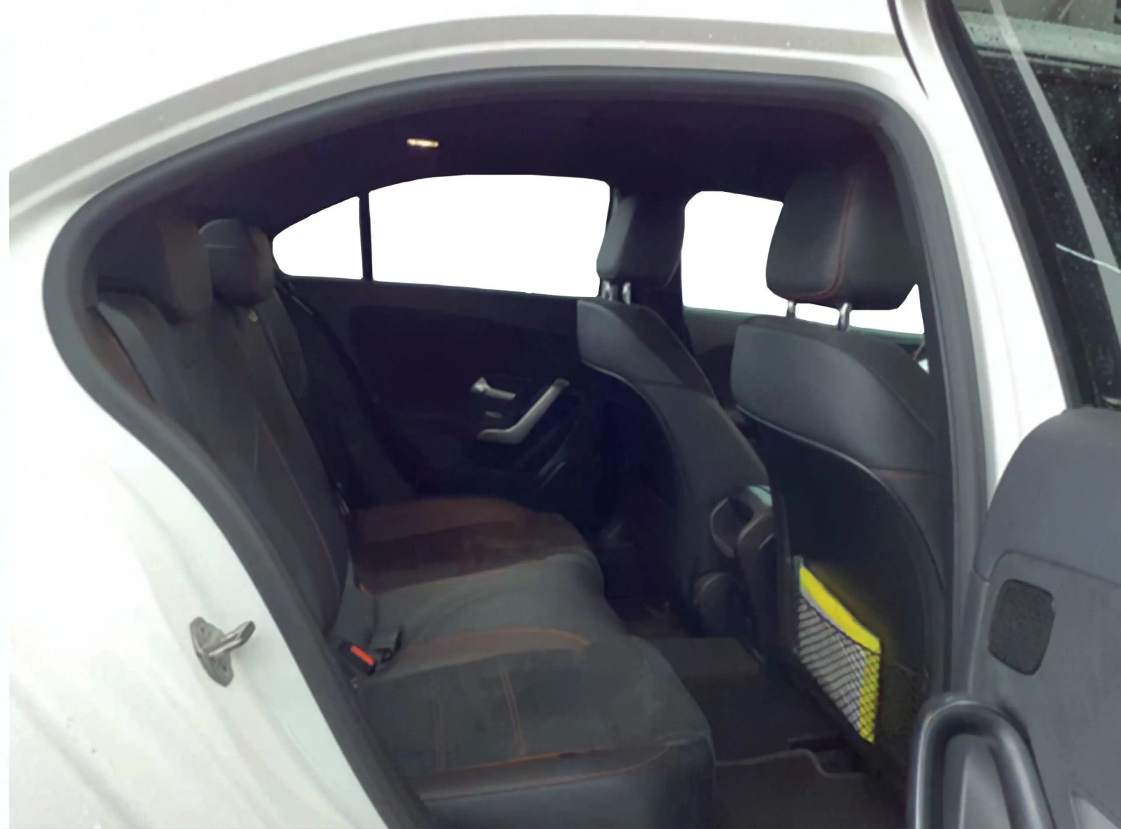 Mercedes-Benz A 250 e Limousine +Navi+Burmester+Carplay — photo 5
