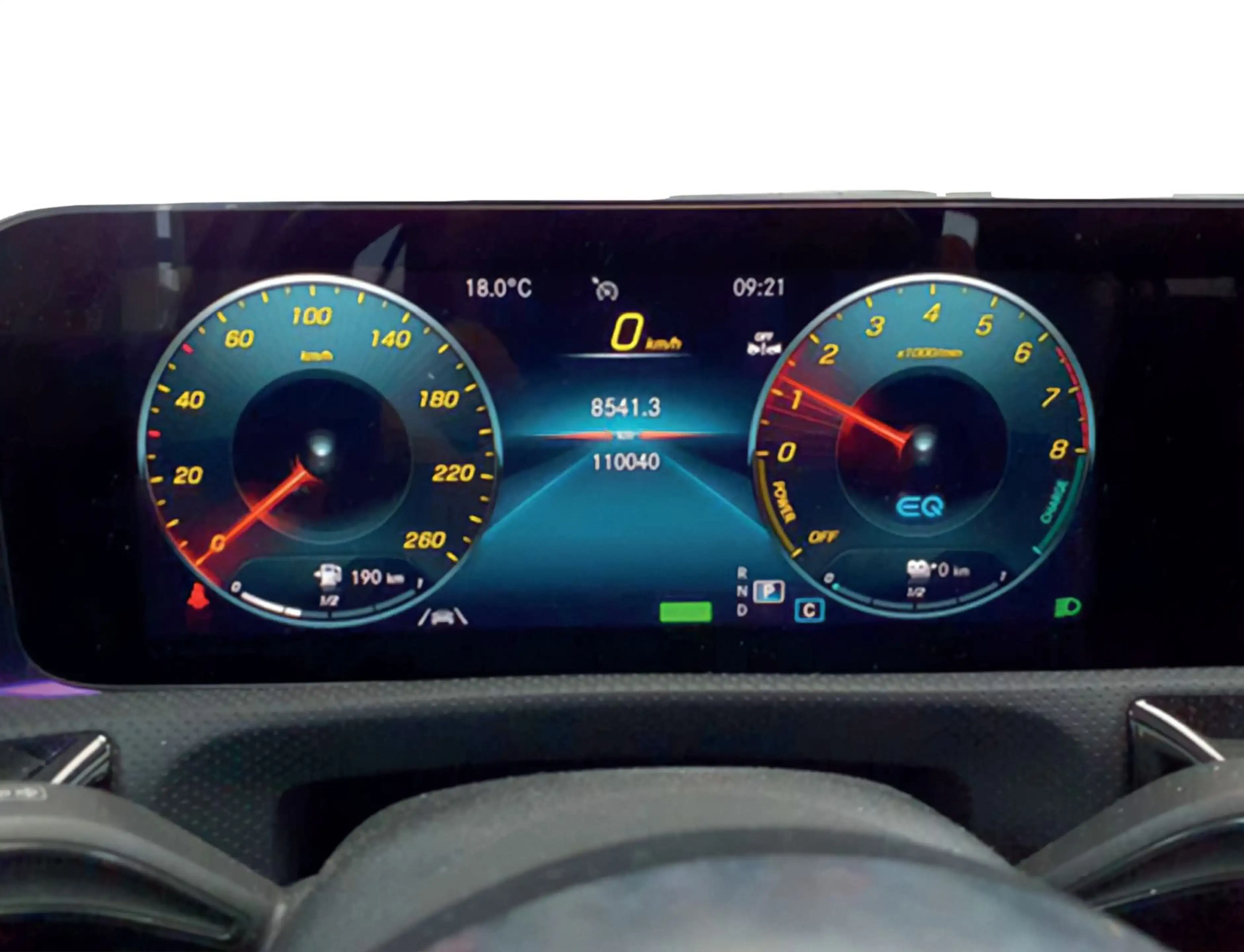 Mercedes-Benz A 250 e Limousine +Navi+Burmester+Carplay — photo 7