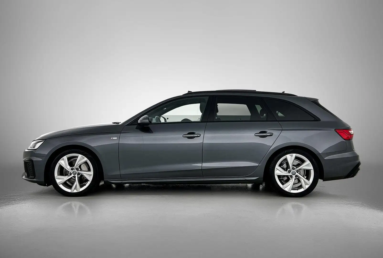 Audi A4 Avant 40 TFSI S edition 204 PK | Automaat | Panora Gris - 2