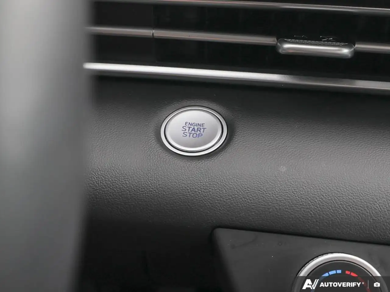 Hyundai ELANTRA снимка Hyundai ELANTRA