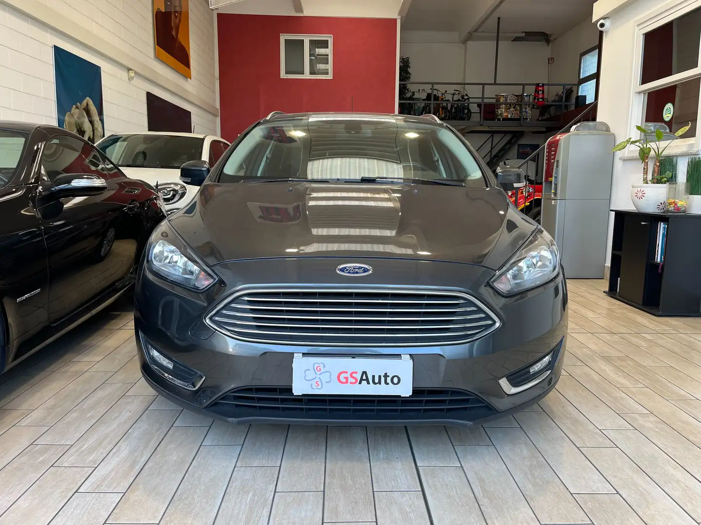 Ford Focus Focus IV 2015 SW SW 1.5 tdci Business s Grigio - 2