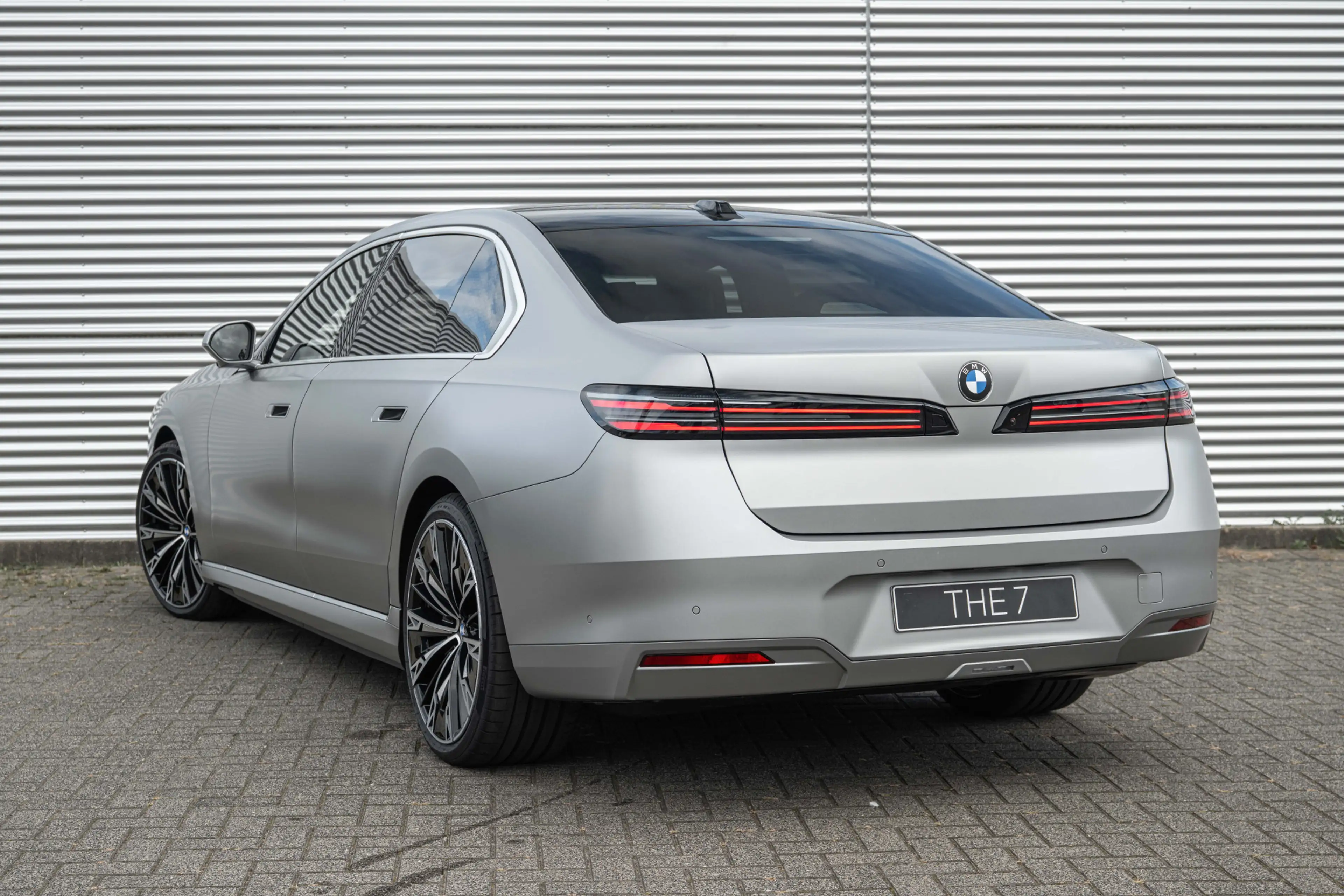 BMW i7 50 xDrive / Panoramadak Sky Lounge / Trekhaak  / B — photo 11