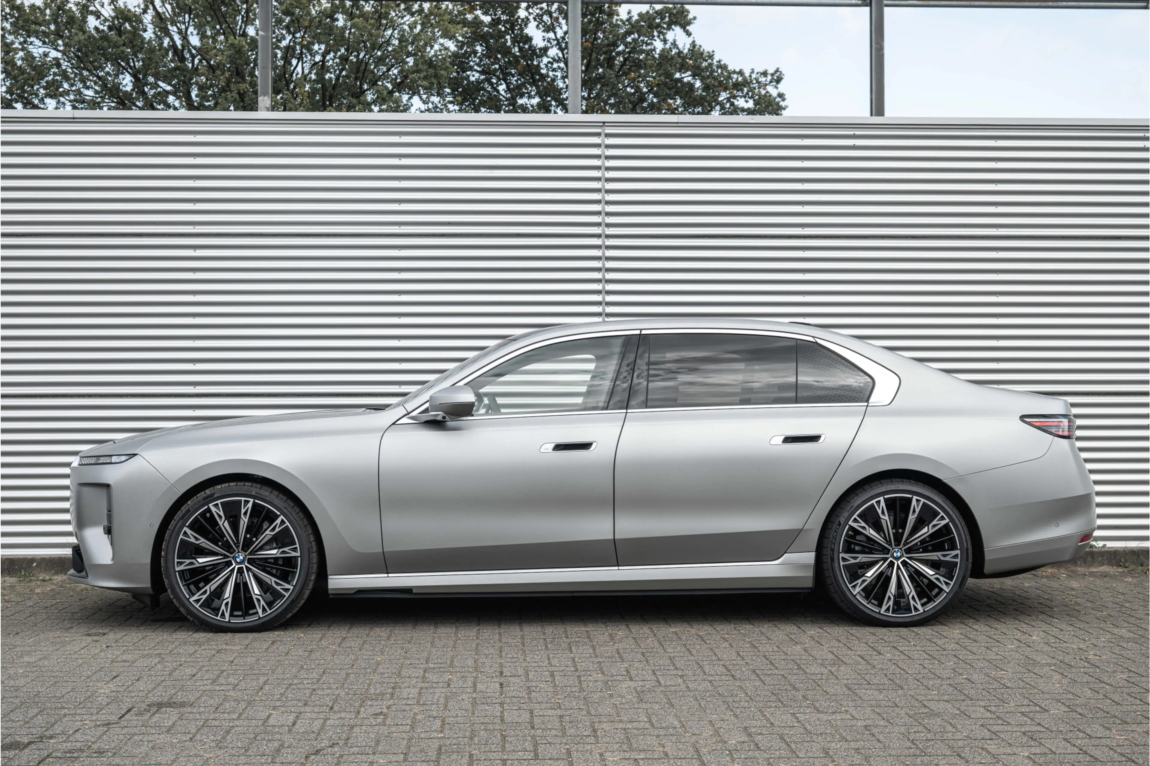 BMW i7 50 xDrive / Panoramadak Sky Lounge / Trekhaak  / B — photo 12