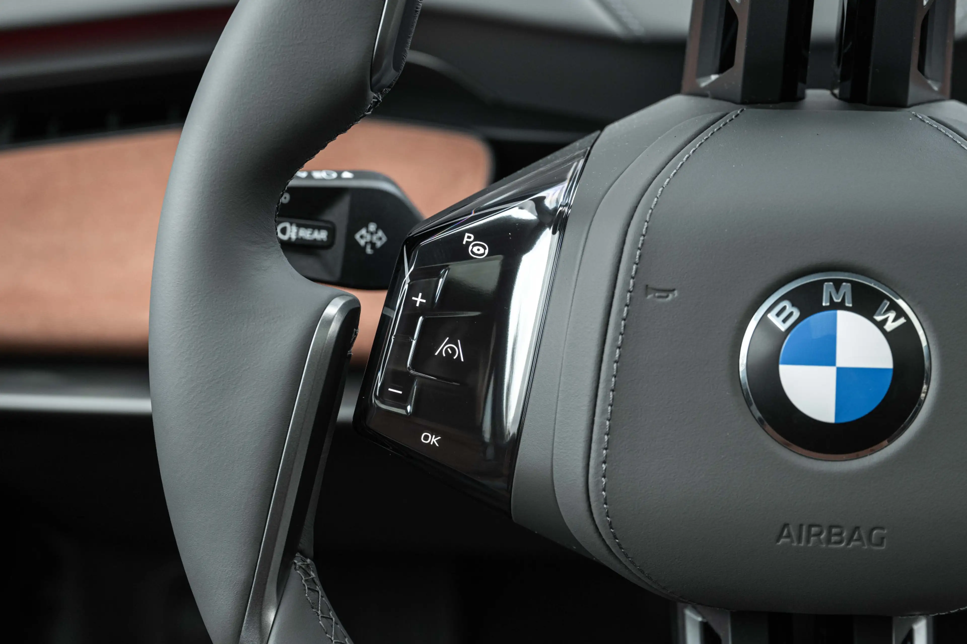BMW i7 50 xDrive / Panoramadak Sky Lounge / Trekhaak  / B — photo 6